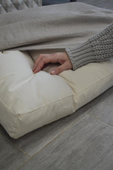 Hemp Linen pet mat pad mattress cushion with removable linen cover organic hemp fiber filler in non-dyed linen fabric