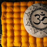 Embroidery Om Meditation Set Zafu & Zabuton with Buckwheat hulls Aum Linen Floor cushions Meditation pillow pouf PillowSeat Yoga