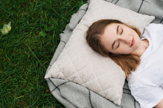 Hemp quilted Pillow filled HEMP FIBER in linen non-dyed fabric with regulation height