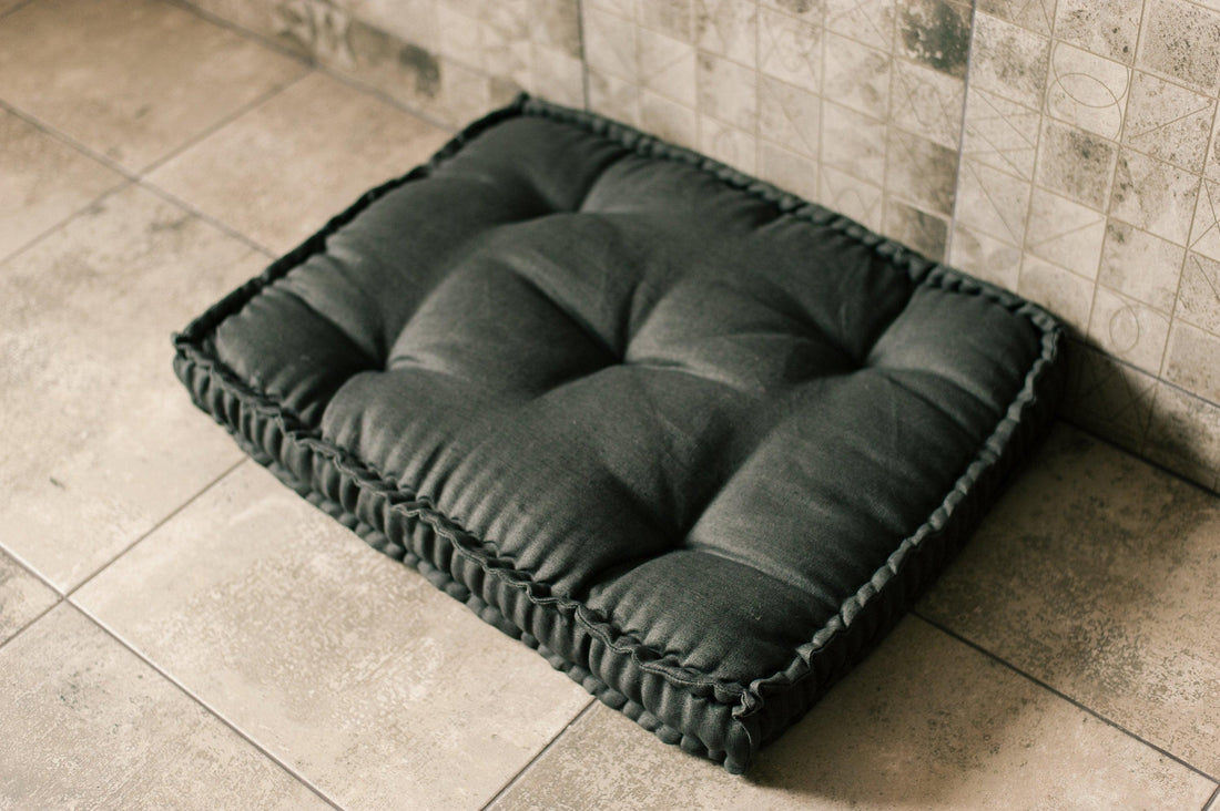 Dark grey Hemp Floor cushion with organic hemp fiber filling in linen fabric / floor pillow Pillow seat/Meditation Yoga /Natural