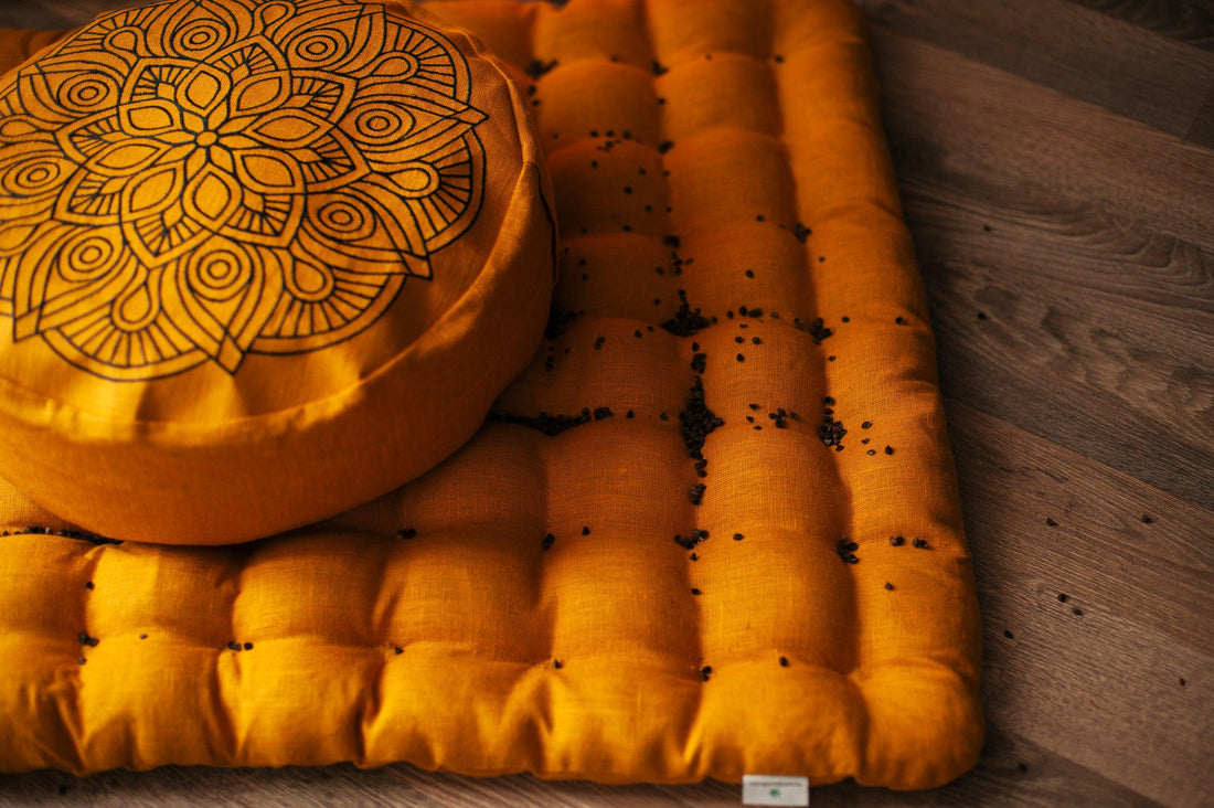 Embroidery mustardMeditation Set Zafu & Zabuton Mandala with Buckwheat hulls Linen Floor cushions meditation pillows