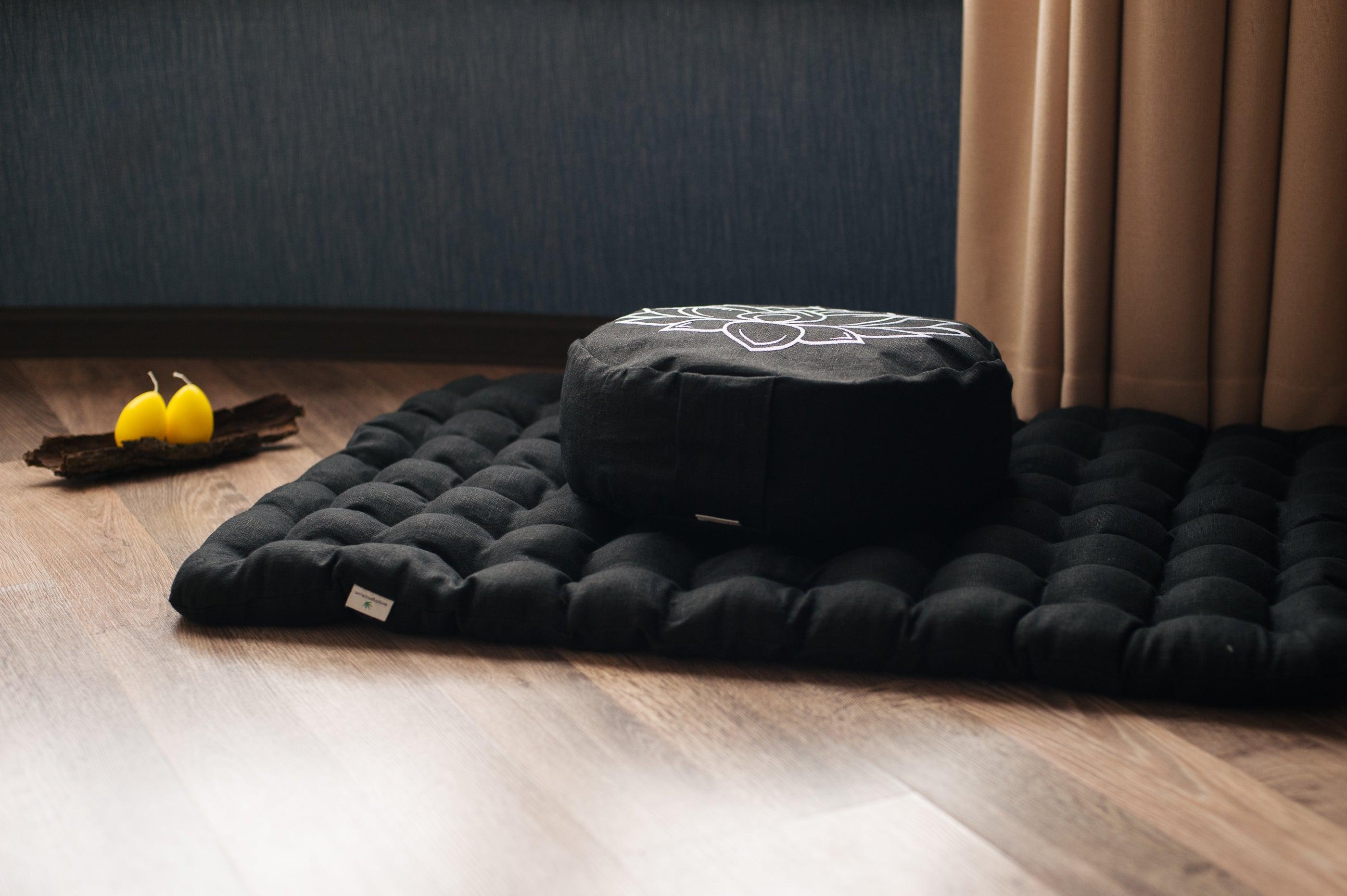Meditation set of Zafu and Zabuton floor cushions with organic buckwheat hulls