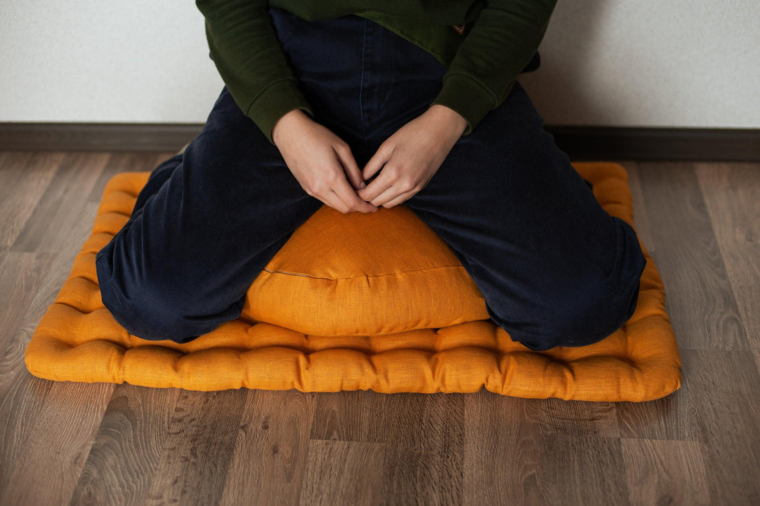 Mustard Linen Set Zafu & Zabuton Buckwheat hulls/for Yoga studio/Large floor Linen cushion Organic Meditation