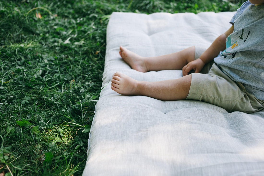 Organic Play mat filled HEMP Fiber in non-dyed linen fabric Nursery Baby Blanket Blanky padded