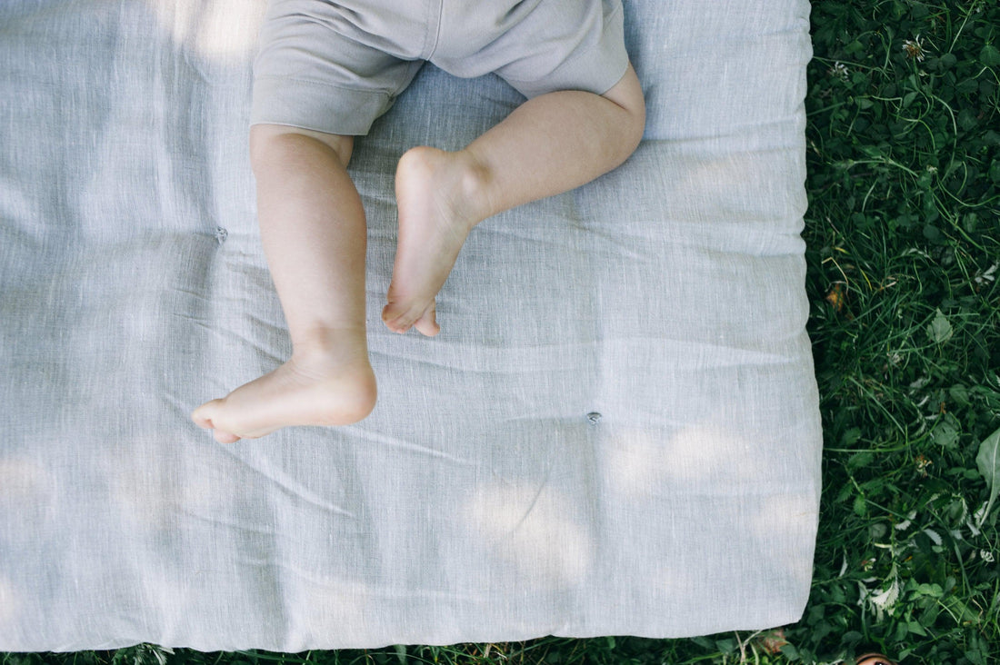 Organic Play mat filled HEMP Fiber in non-dyed linen fabric Nursery Baby Blanket Blanky padded