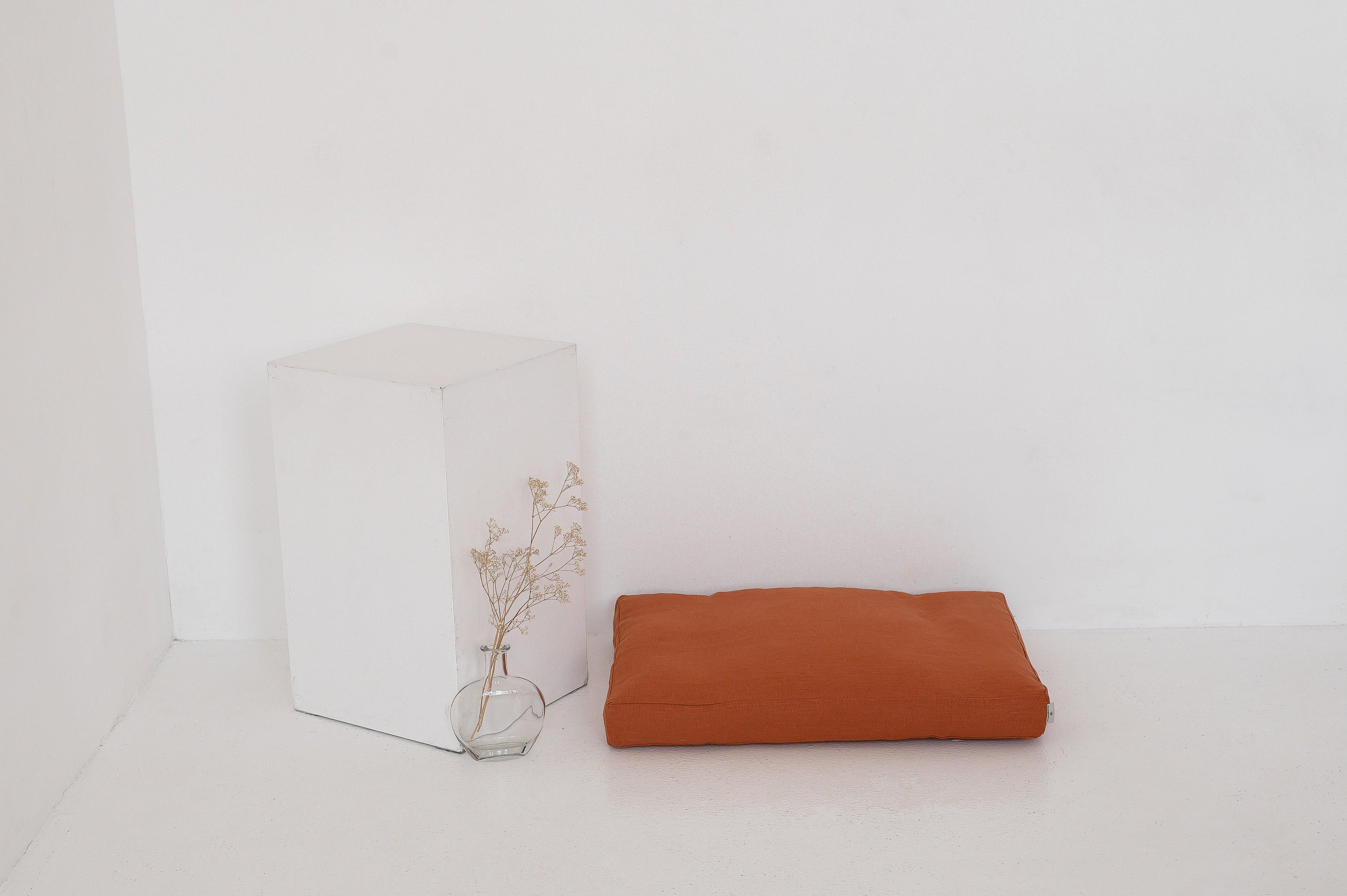 Natural Hemp Linen Pet Mat Pad Mattress Cushion Removable Washable Linen Cover Organic Hemp Fiber Filler in Natural Linen Fabric Padded Dog