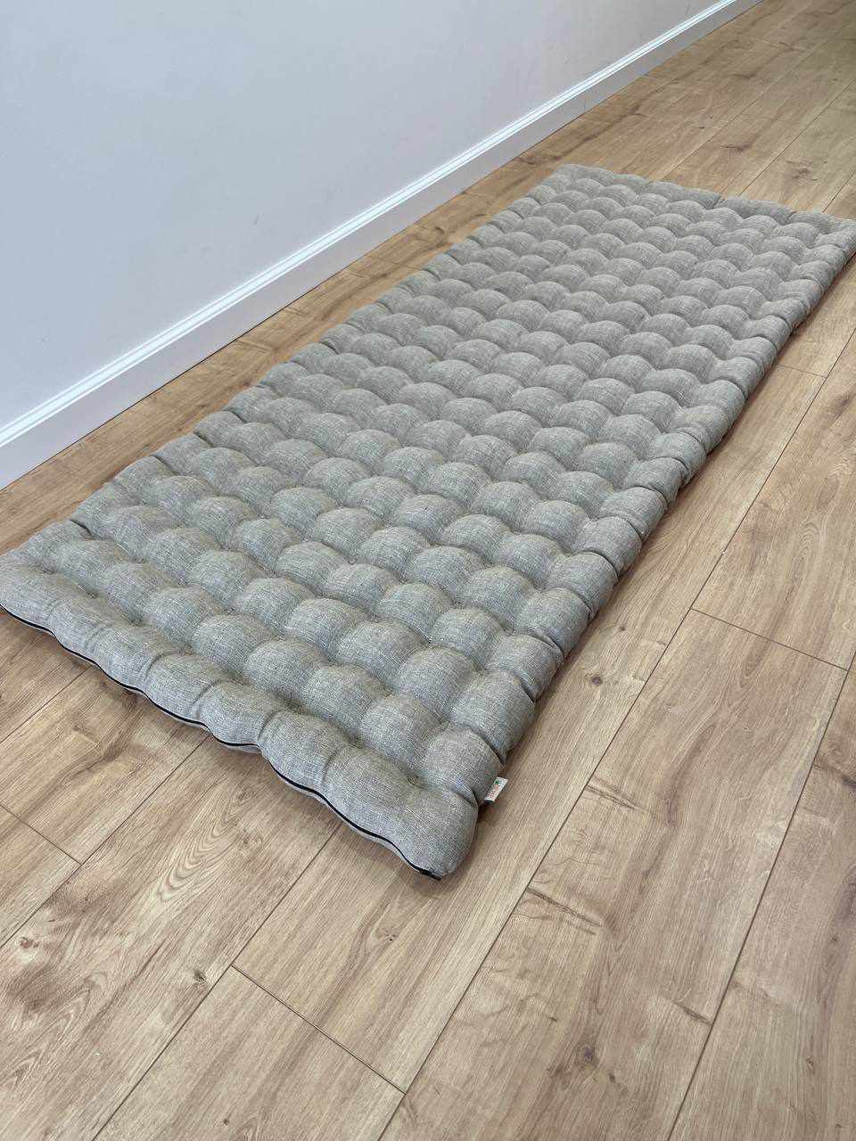 Natural linen floor topper filled organic buckwheat hulls filling yoga mat multi chamber futon in non-dyed Linen fabric