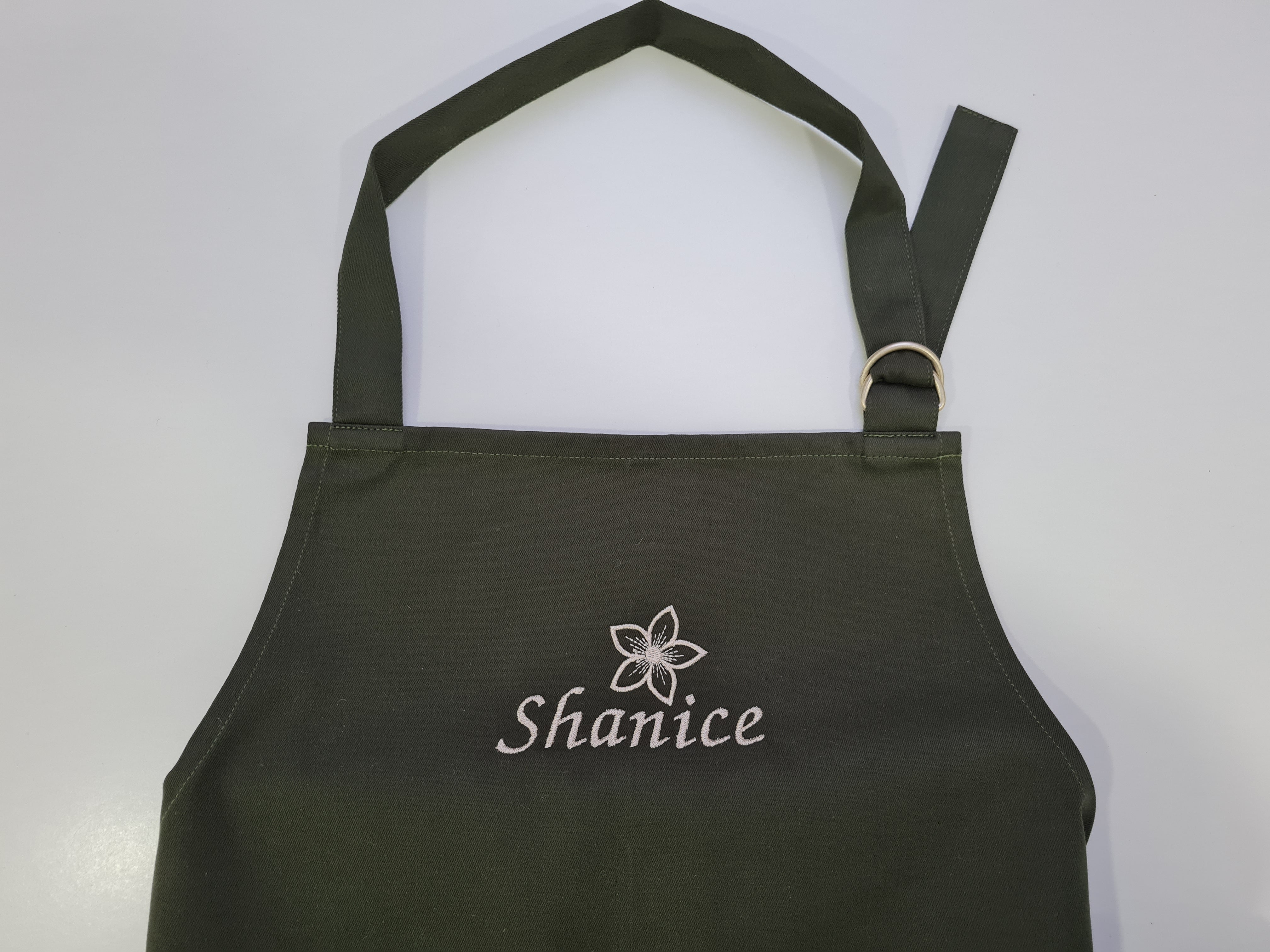 What makes hemp aprons a sustainable choice for everyday wear?