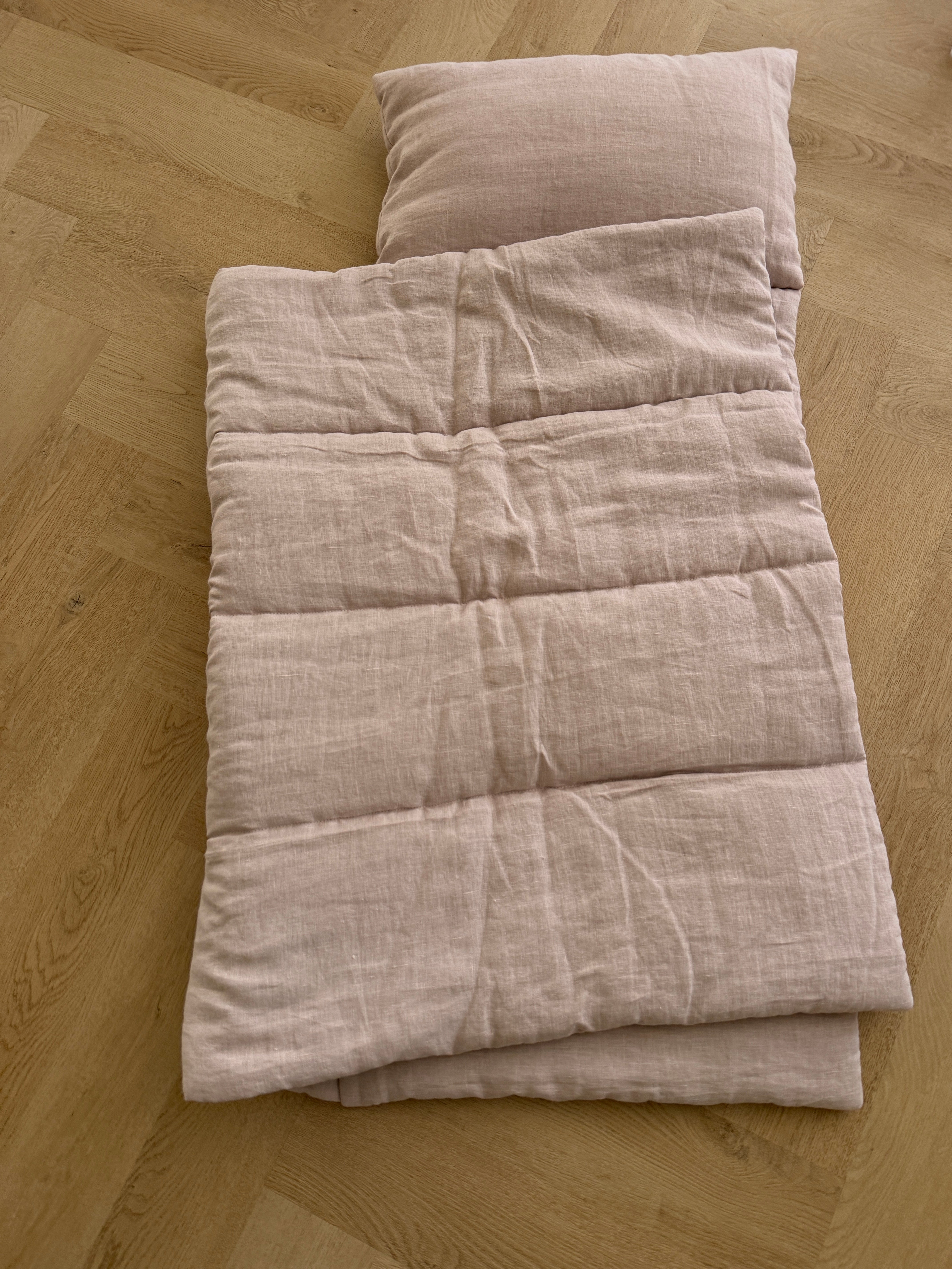 Kindergarten Sleeping Bag with Pillow: Organic Hemp Fiber, Ashen Pink Linen Fabric