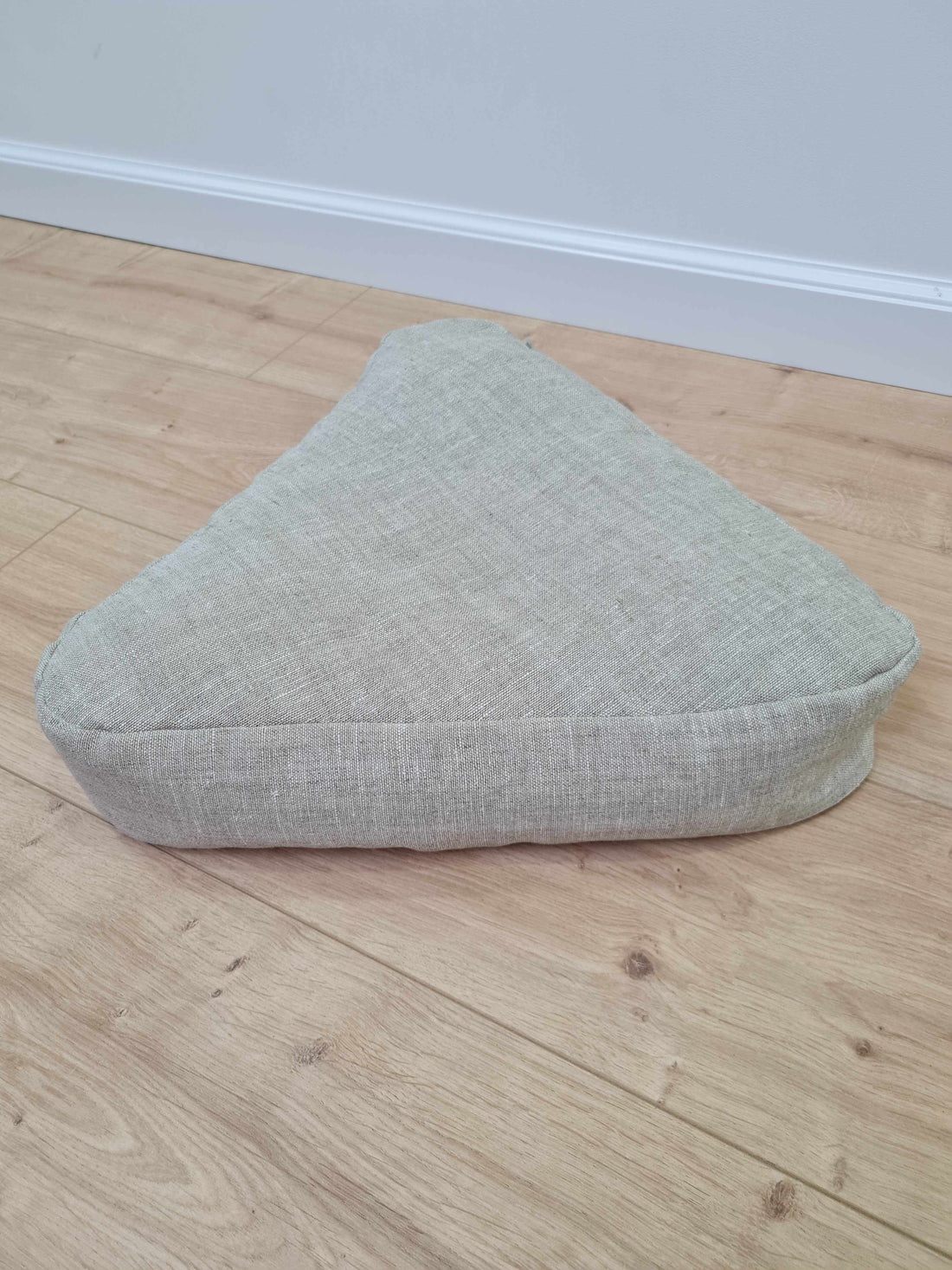 Round meditation cushion with Buckwheat hulls Linen Floor Meditation m –  HempOrganicLife