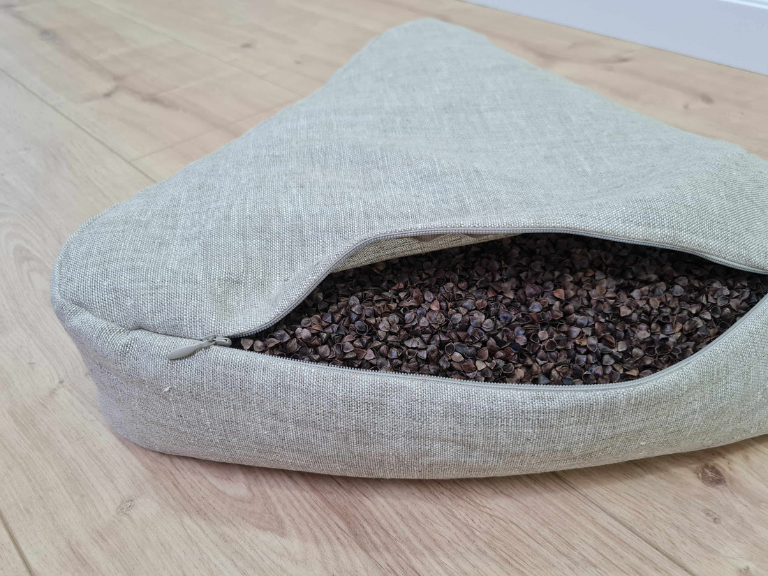 Triangular Linen floor cushion filled Buckwheat hulls /Organic Meditation cushion/ pillow seat/Meditation pillow for Yoga studio