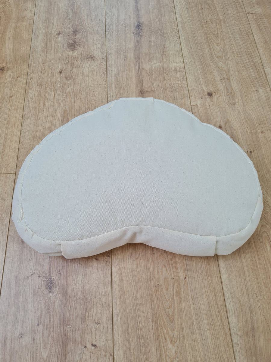Heart-shaped floor cushion filled Buckwheat hulls in natural undyed cotton fabric/Organic cushion/Meditation pillow for Yoga studio