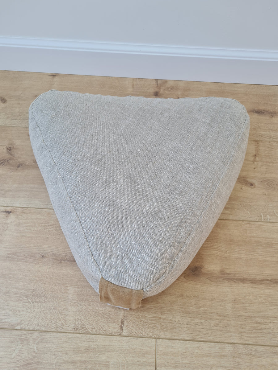 Triangular Linen floor cushion filled Buckwheat hulls /Organic Meditation cushion/ pillow seat/Meditation pillow for Yoga studio