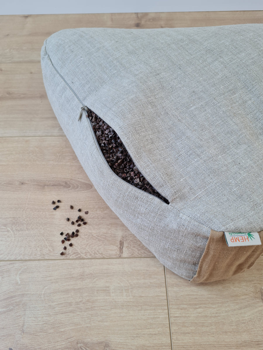 Triangular Linen floor cushion filled Buckwheat hulls /Organic Meditation cushion/ pillow seat/Meditation pillow for Yoga studio