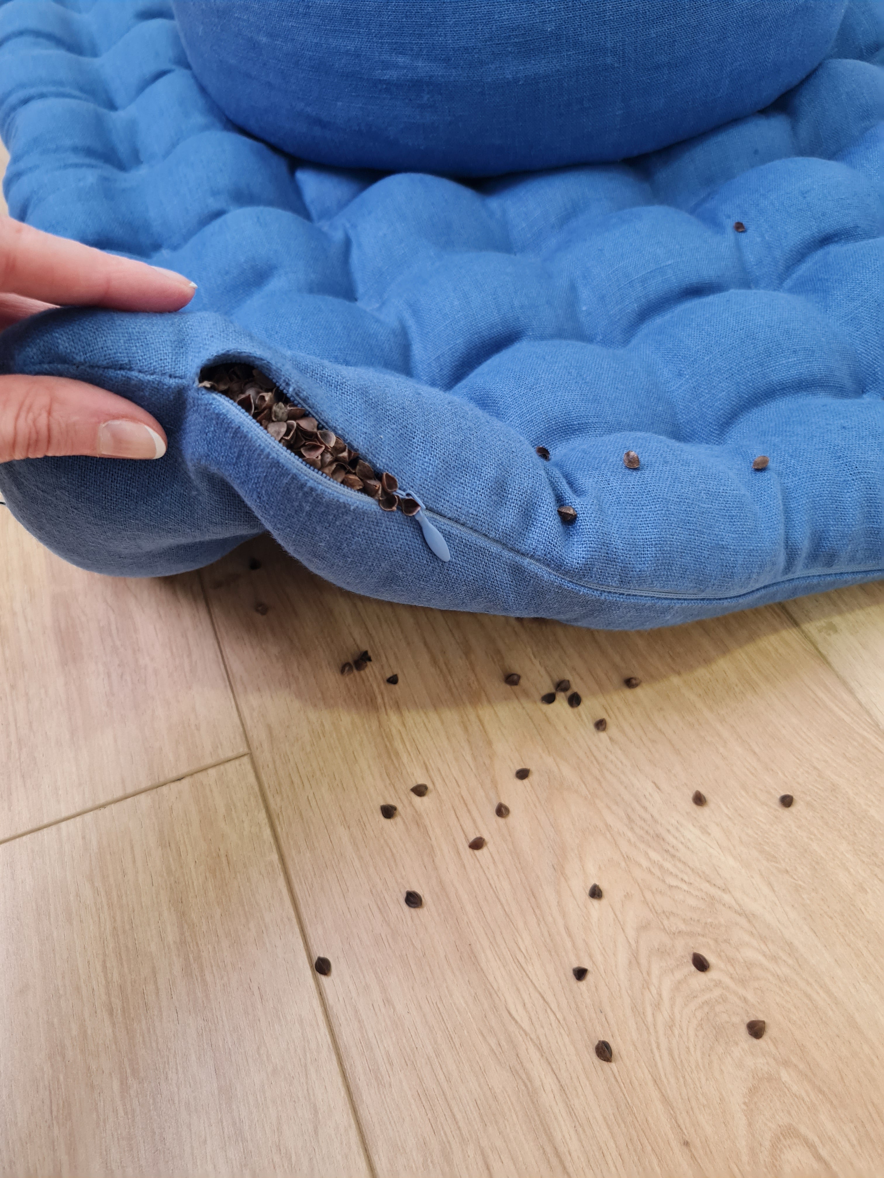 Floor cushion with Buckwheat hulls 23"x35" in blue linen/Meditation cushion for Yoga studio/ zabuton Organic Massage Natural Pillow seat