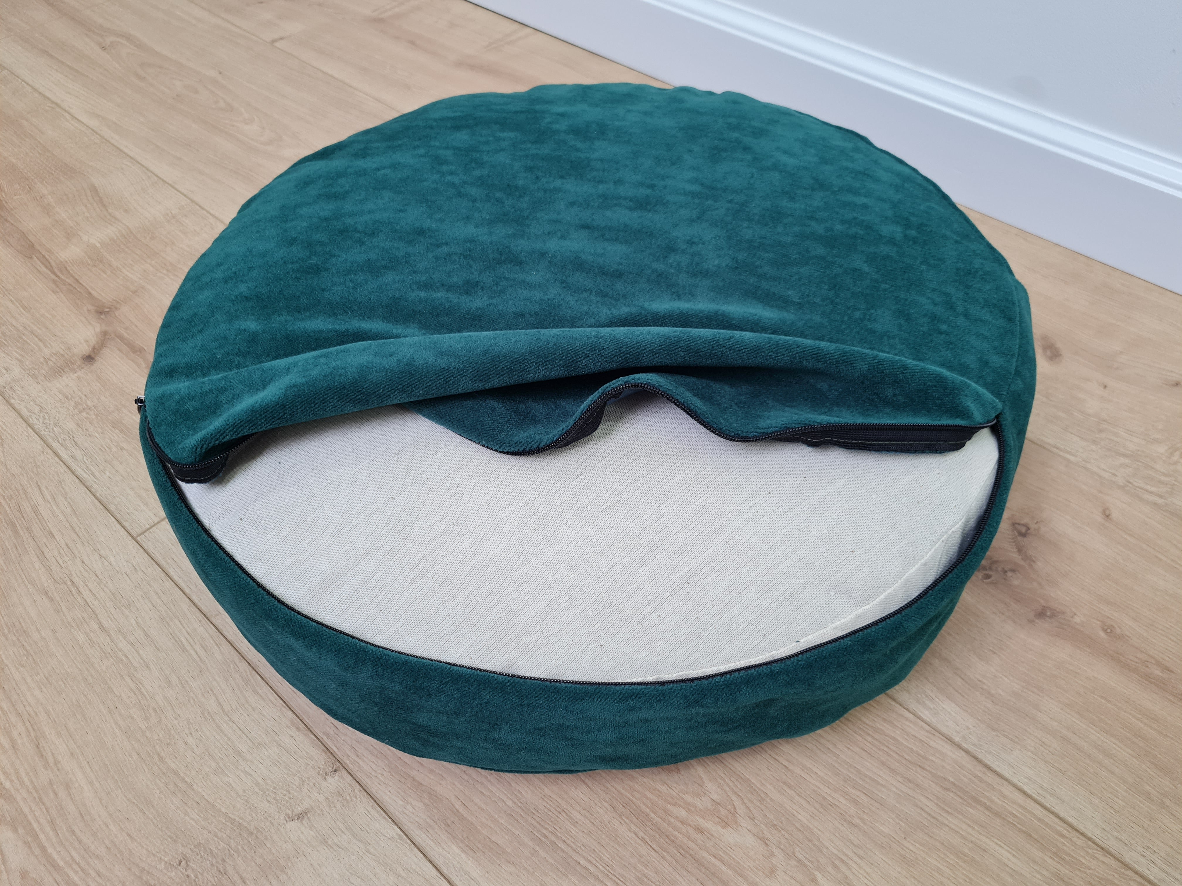 Round Hemp Cushion with Removable Green Velvet Cotton Cover Hemp Fiber Filling in Italian velvet fabric Floor cushion pillow custom made