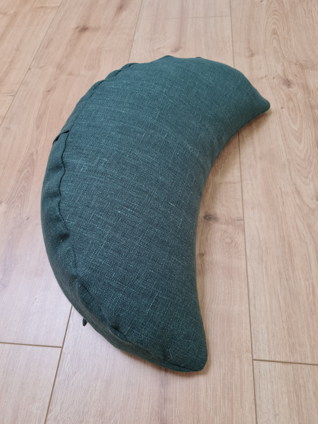 Linen Meditation Cresсent Cushion filled Buckwheat Hulls Yoga Crescent pillow