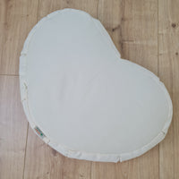 Heart-shaped floor cushion filled Buckwheat hulls in natural undyed cotton fabric/Organic cushion/Meditation pillow for Yoga studio