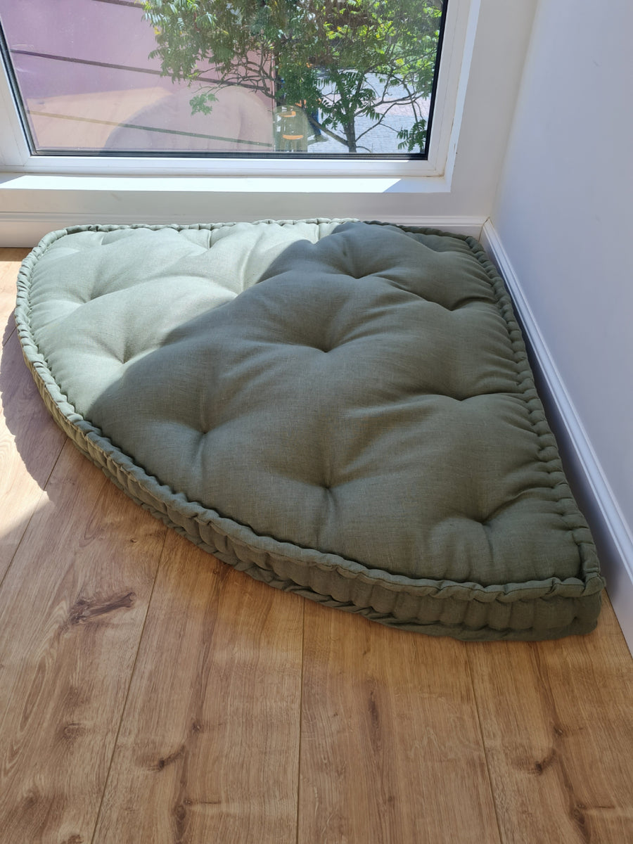 Hemp Reading nook cushion Hemp fiber in non-dyed linen fabric / Floor cushion /
