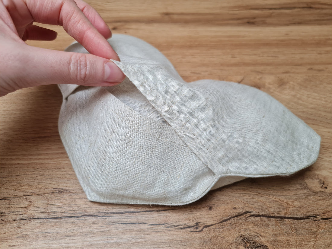 Hemp heart-shaped Eye Mask filled Buckwheat hulls Meditation Eye Mask organic Buckwheat hulls Fiber Filling Including an additional removable hemp cover.