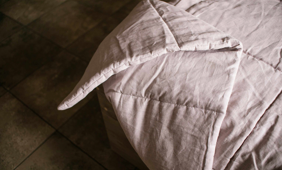 Special listing for Zsuzsanna three US Full 80" x 90" hemp blankets and one 54" W x 75" L x 15" mattress pad like a fitted sheet