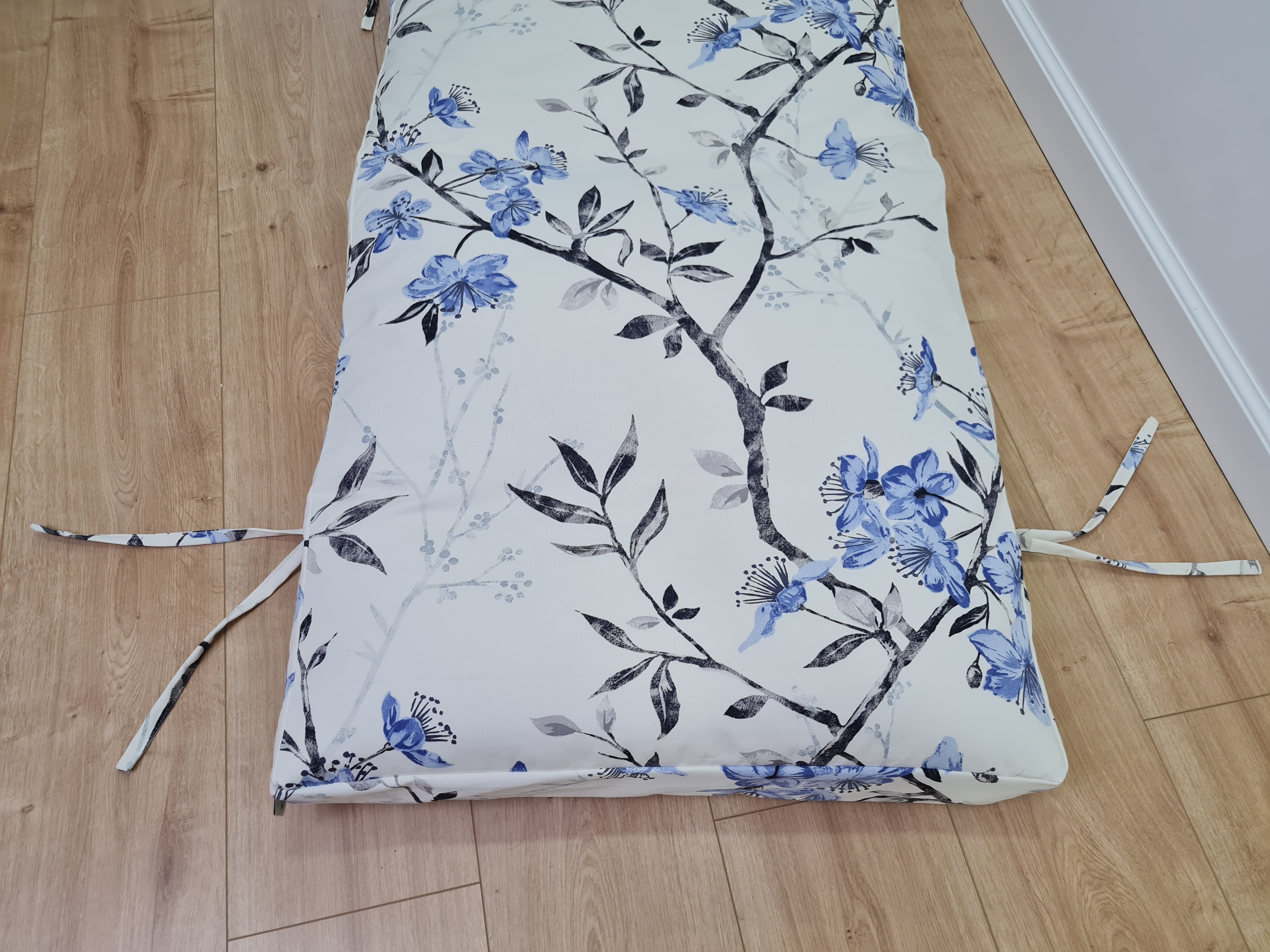 HEMP Custom made set of natural cushions for bench / floor seating: two 38"x38"x3" (97x97x8cm), with four bolsters