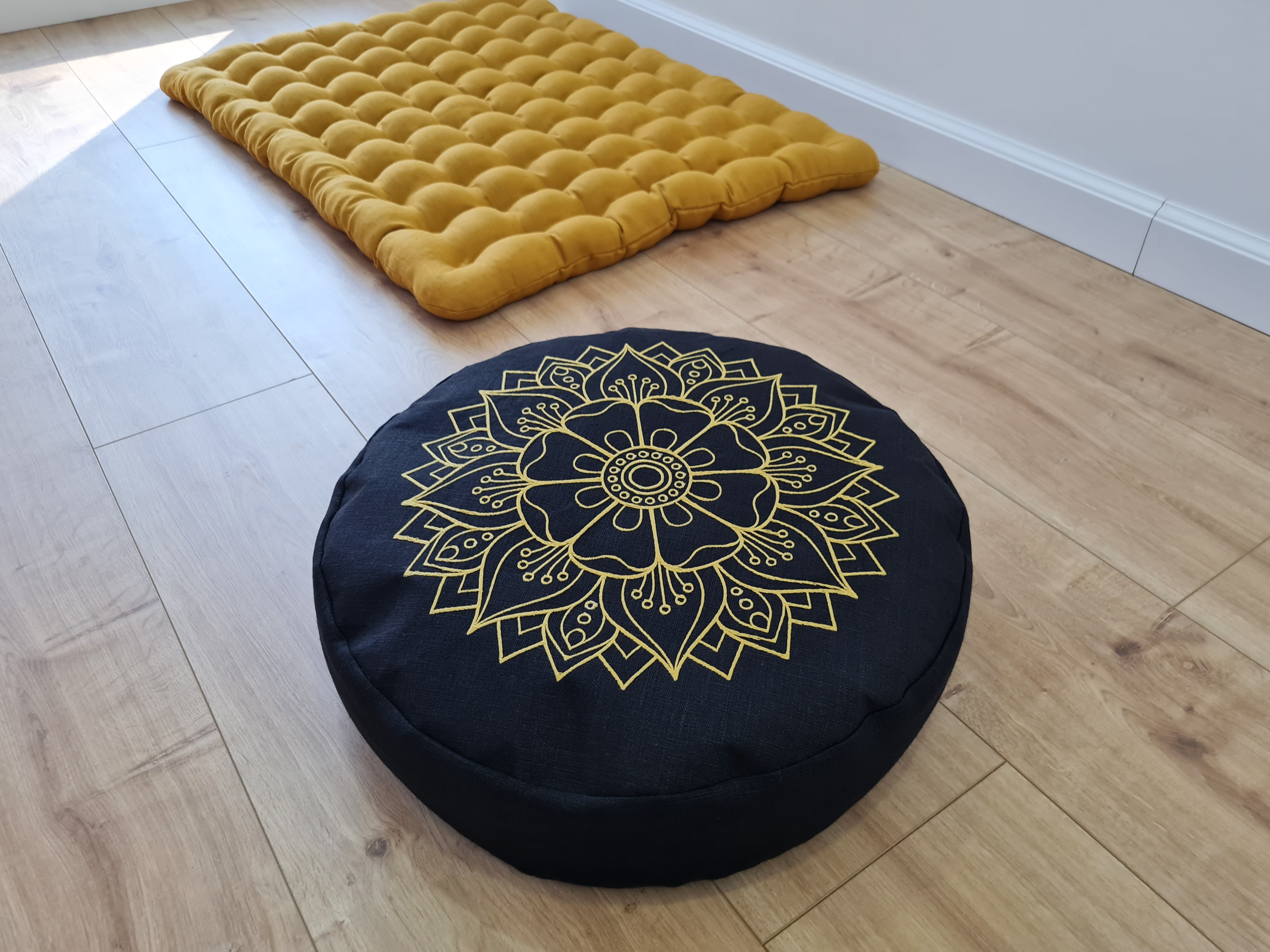 Embroidery Meditation Set Zafu & Zabuton with Buckwheat hulls Mandala Linen Floor cushions Meditation pillow pouf PillowSeat Yoga