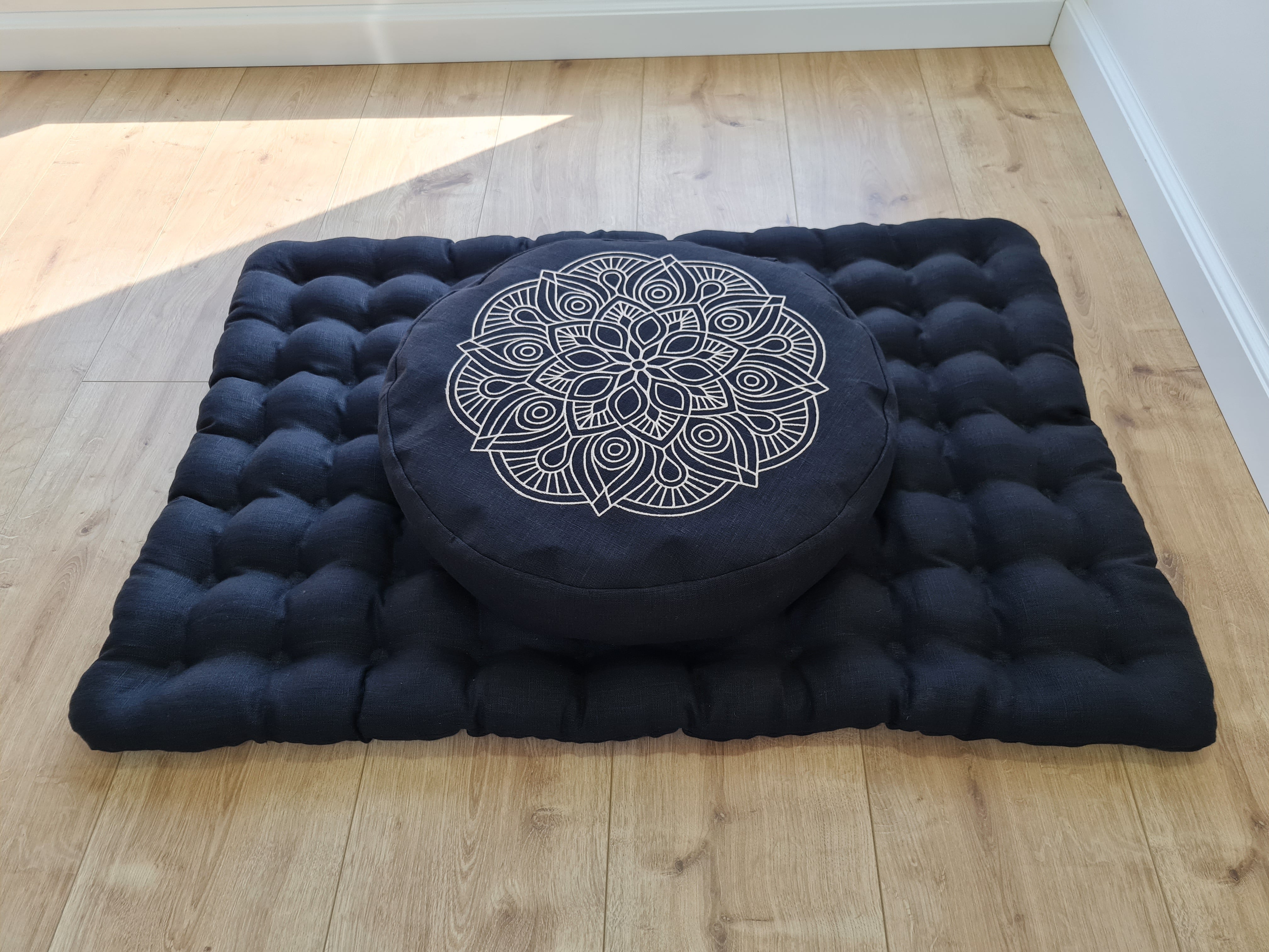 Embroidery Meditation Set Zafu & Zabuton with Buckwheat hulls Mandala Linen Floor cushions Meditation pillow pouf PillowSeat Yoga