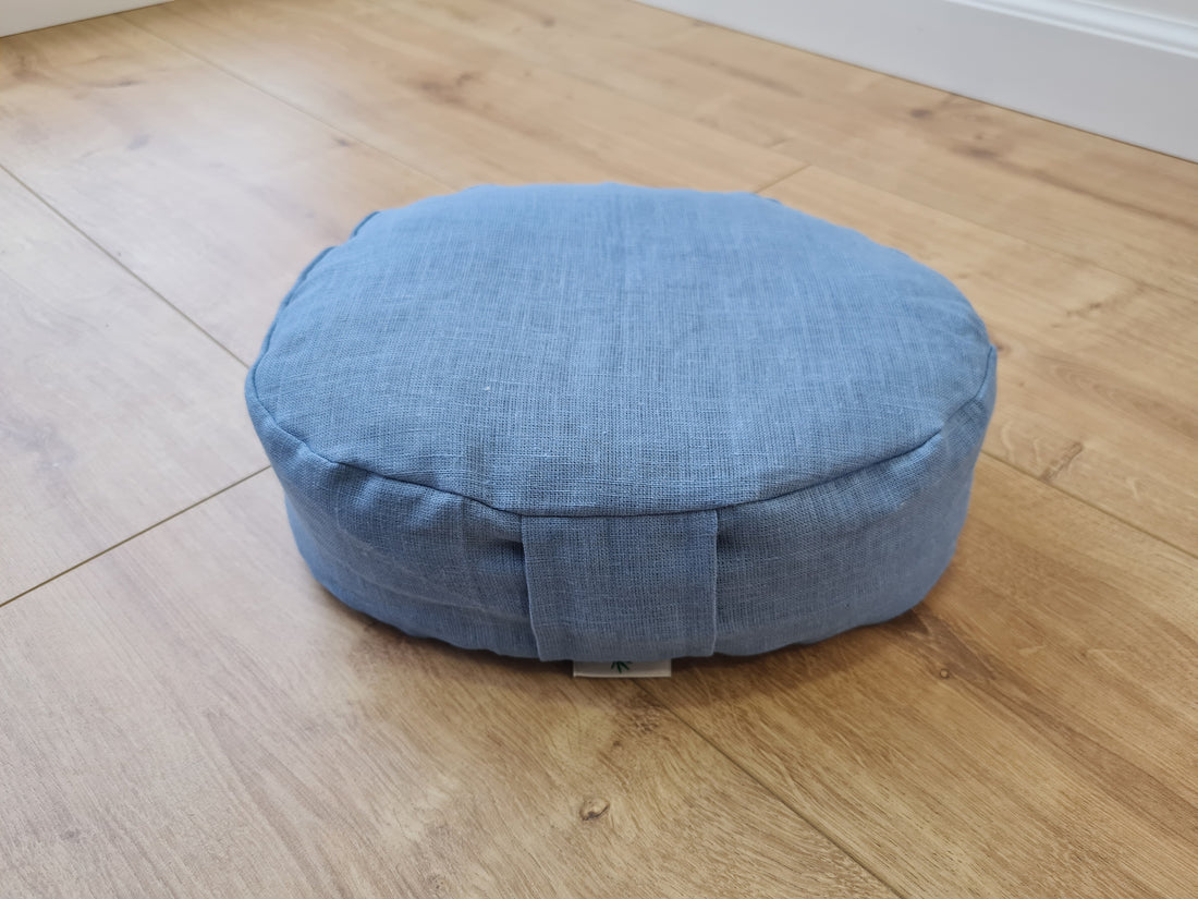 Small articular yoga cushion filled buckwheat hulls Linen Zafu pillow / Oval Linen floor pillow with Buckwheat hulls Meditation