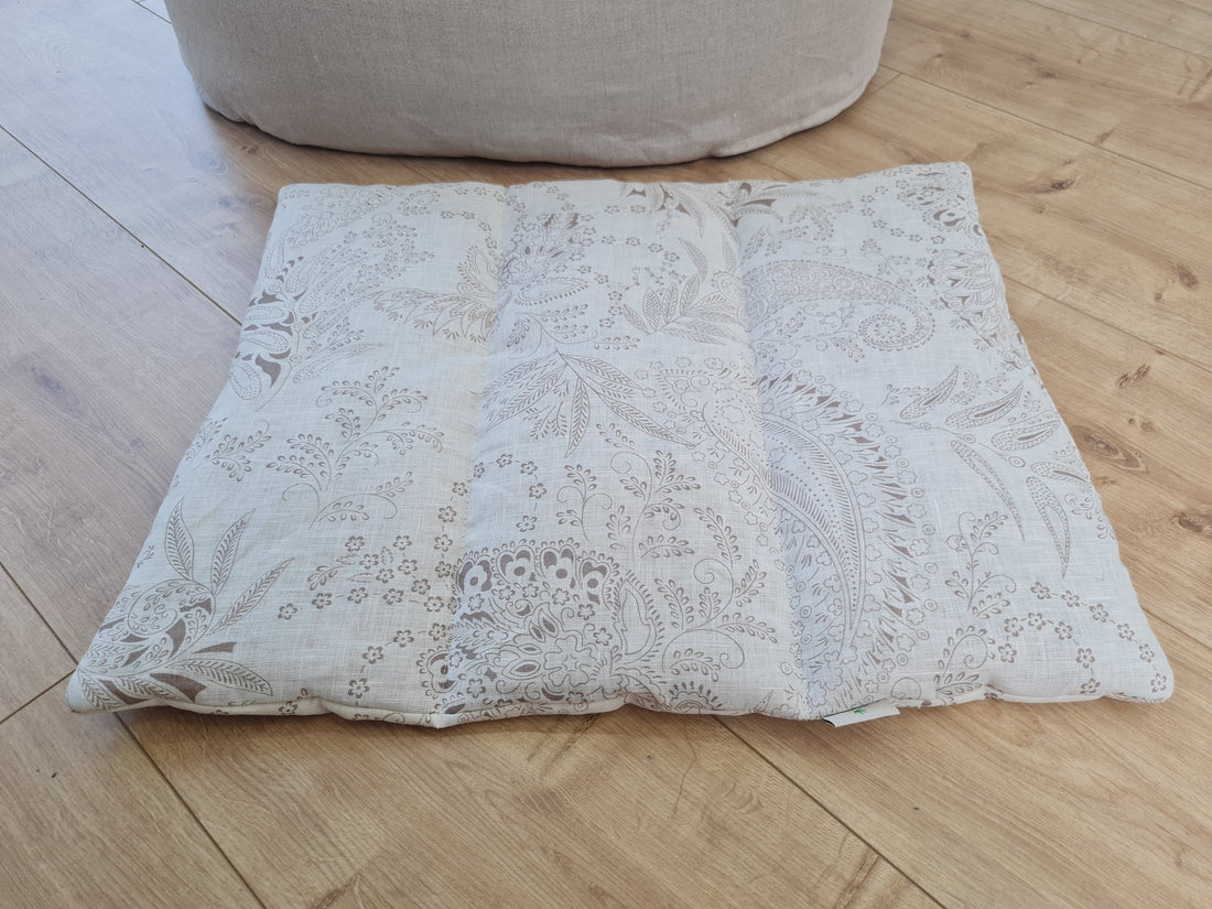 16" x 20" (40 x 50 cm) HEMP DOG blanket filled HEMP Fiber in natural linen fabric dog blanket for bed dog mat