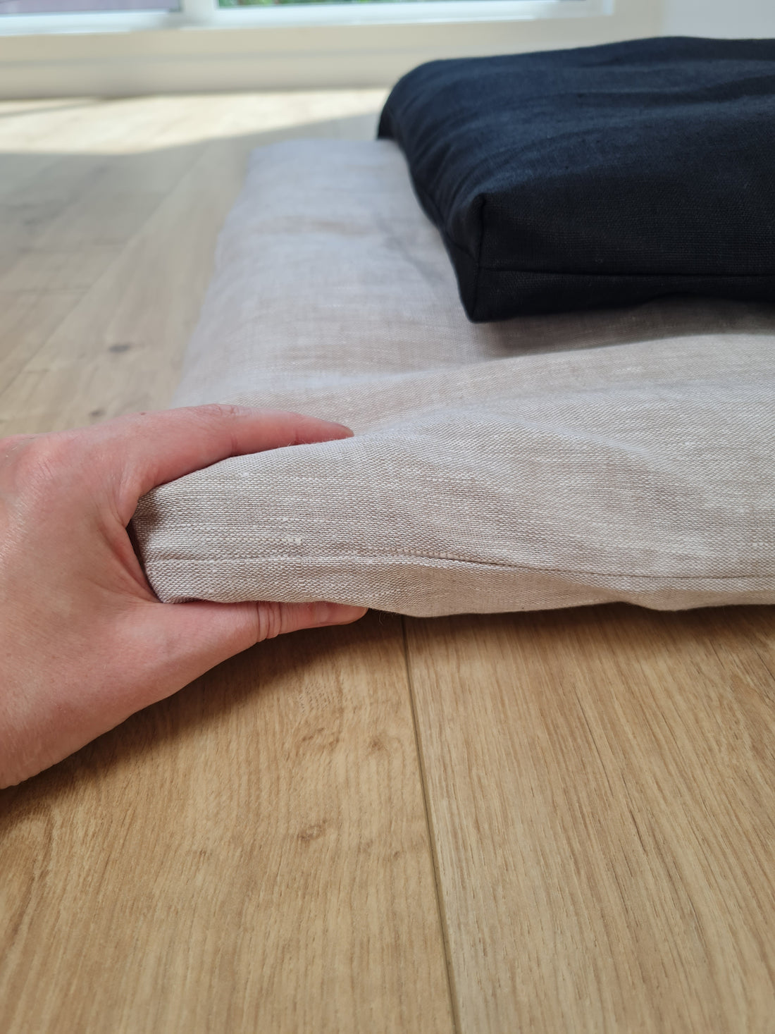 Hemp natural Sauna cushions natural mats seating pads meditation mats with organic Hemp fiber filling in natural non-dyed linen fabric