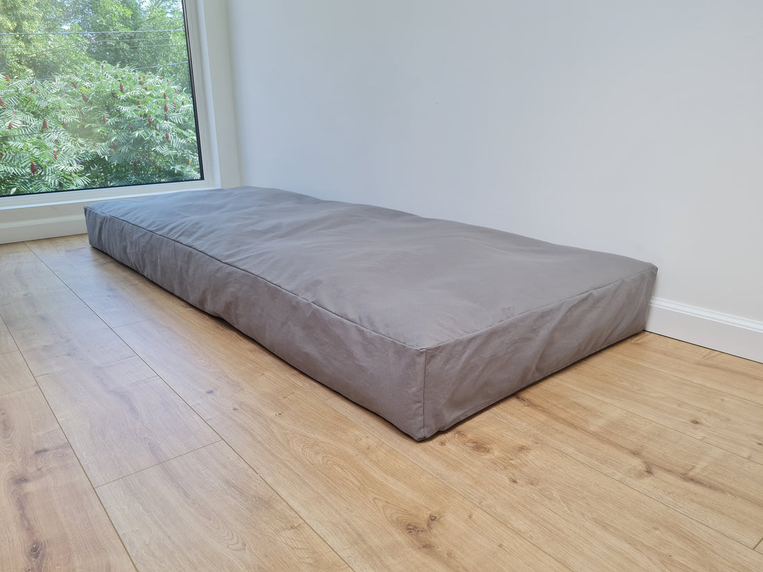 Hemp filled futon 6" thick in natural cotton fabric with Water-repellent cotton cover with zipper