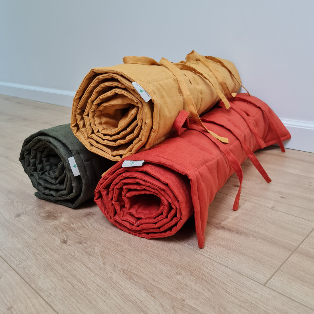 Hemp Yoga mat / Natural organic yoga mat rug/ hemp fiber in linen fabric / for Yoga studio pilates/Meditation / hand made/ Eco friendly