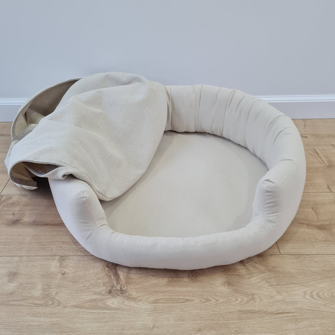 Unique Round Hemp Linen Pet Bed Cot with Removable Washable Natural Non-dyed Linen Cover Filled Organic Hemp Fiber house eco-friendly Gift