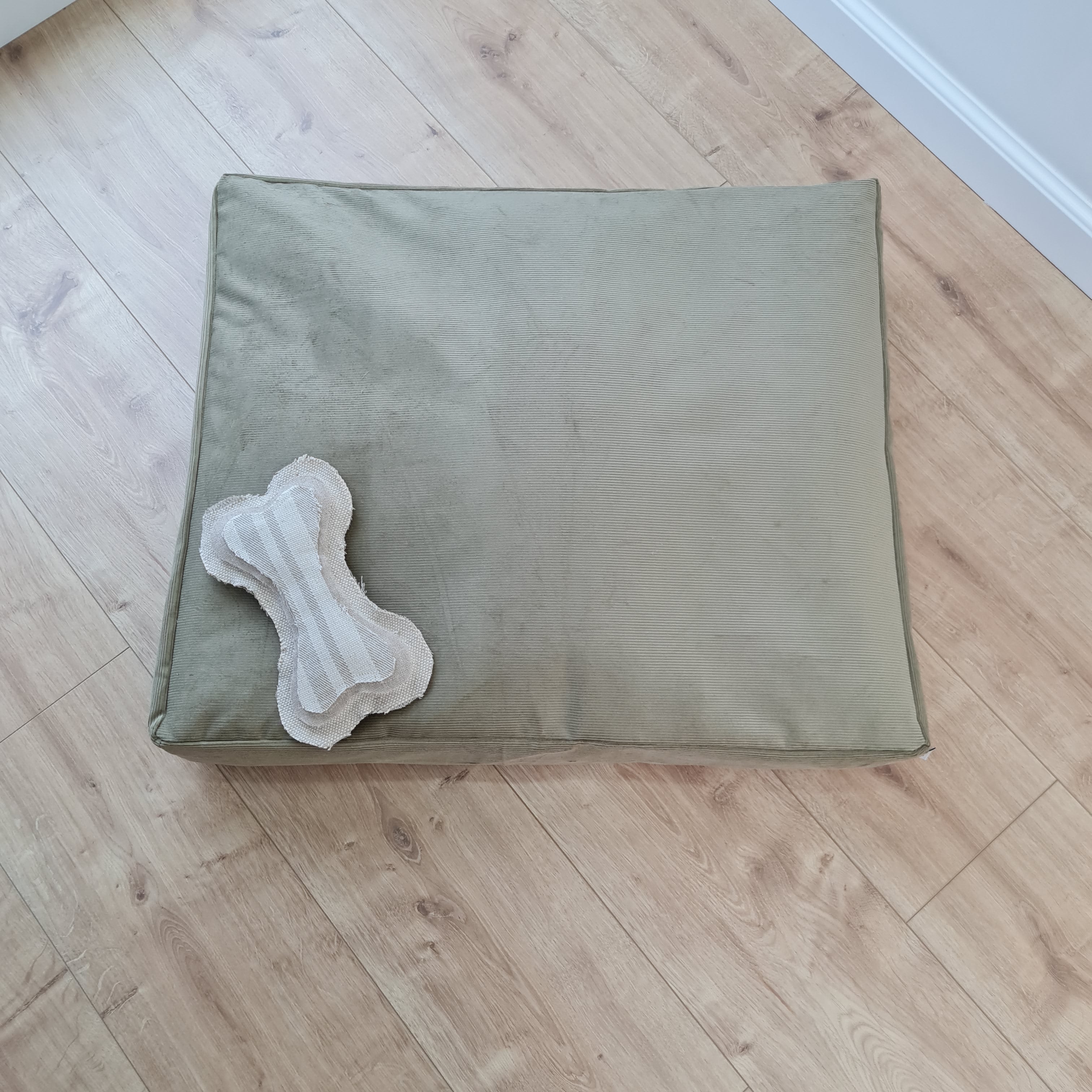 Hemp Pet Mat Pad Cushion Removable Washable Cotton Cover Organic Hemp Fiber Filler in Natural Cotton Fabric Padded Dog