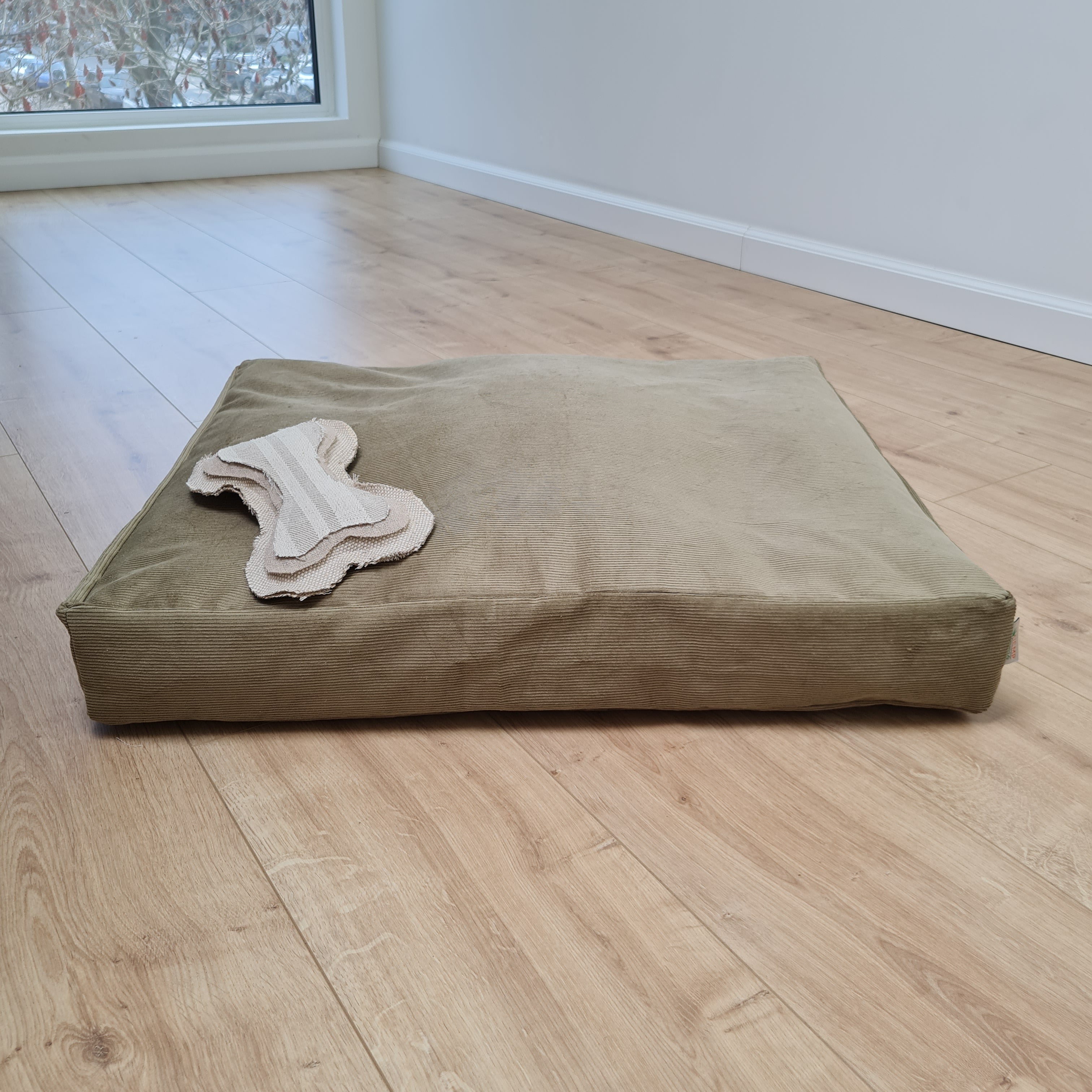 Hemp Pet Mat Pad Cushion Removable Washable Cotton Cover Organic Hemp Fiber Filler in Natural Cotton Fabric Padded Dog