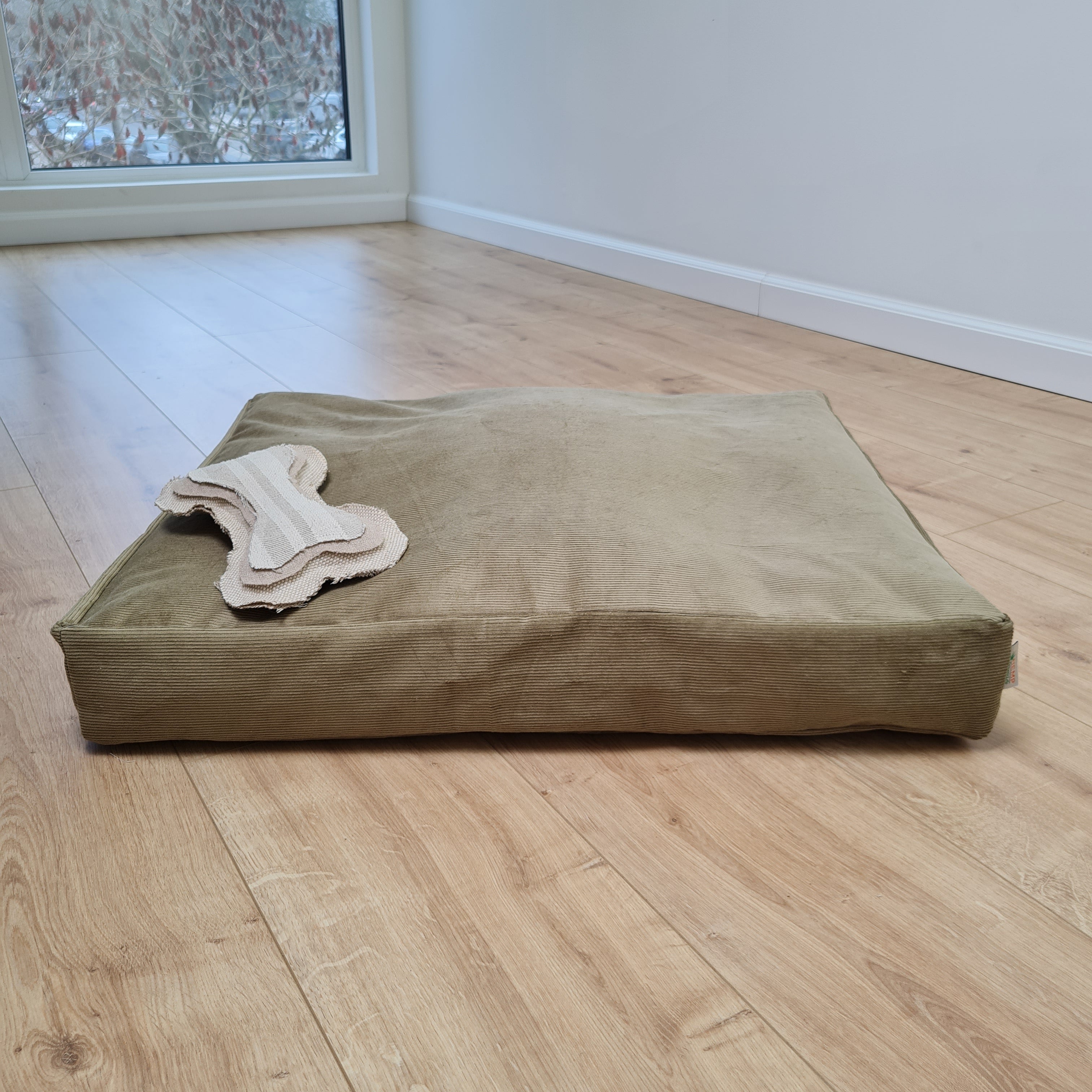 Hemp Pet Mat Pad Cushion Removable Washable Cotton Cover Organic Hemp Fiber Filler in Natural Cotton Fabric Padded Dog