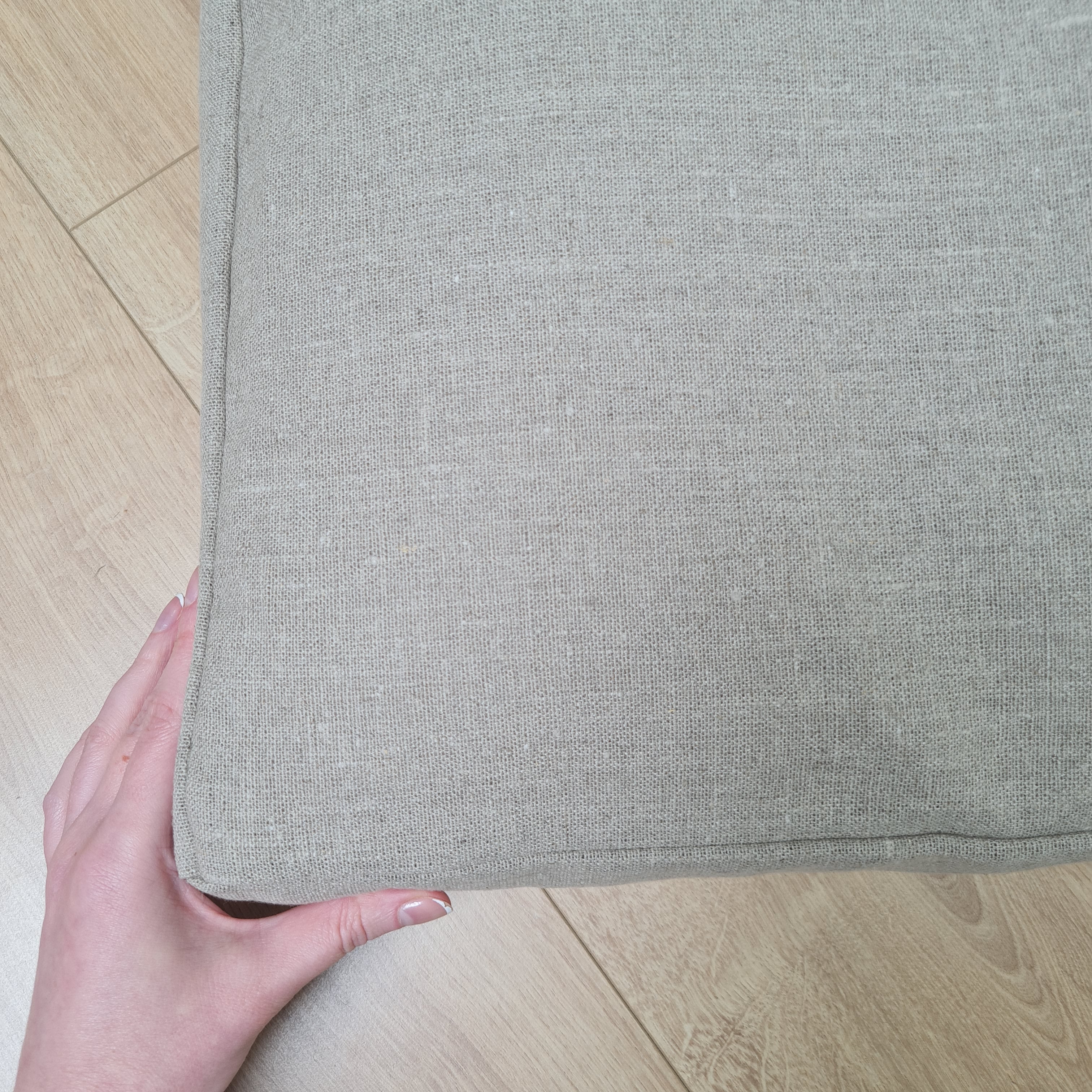 Natural Hemp Linen Pet Mat Pad Cushion with Removable non-dyed grey Linen Cover organic hemp fiber filler in non-dyed linen fabric