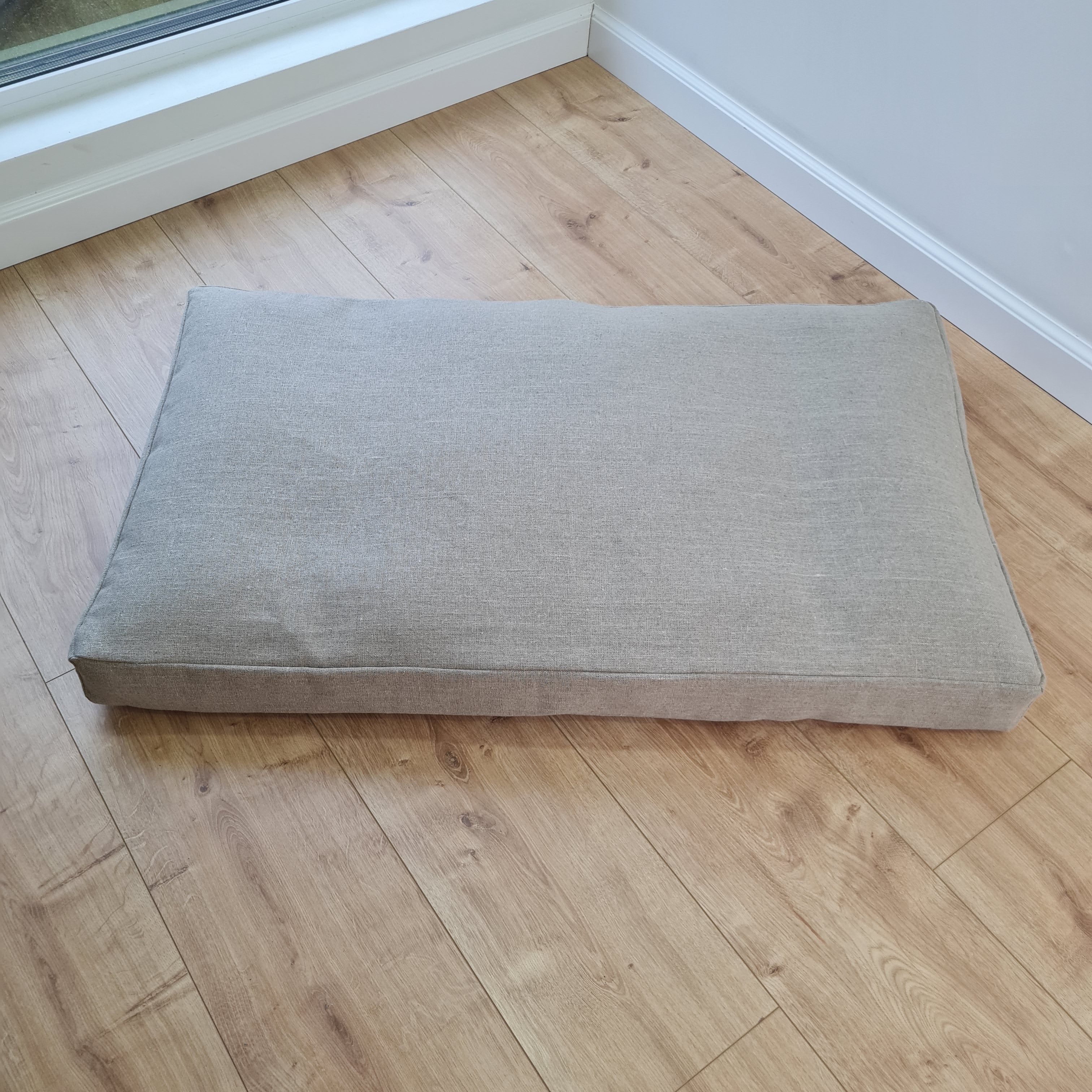 Natural Hemp Linen Pet Mat Pad Cushion with Removable non-dyed grey Linen Cover organic hemp fiber filler in non-dyed linen fabric