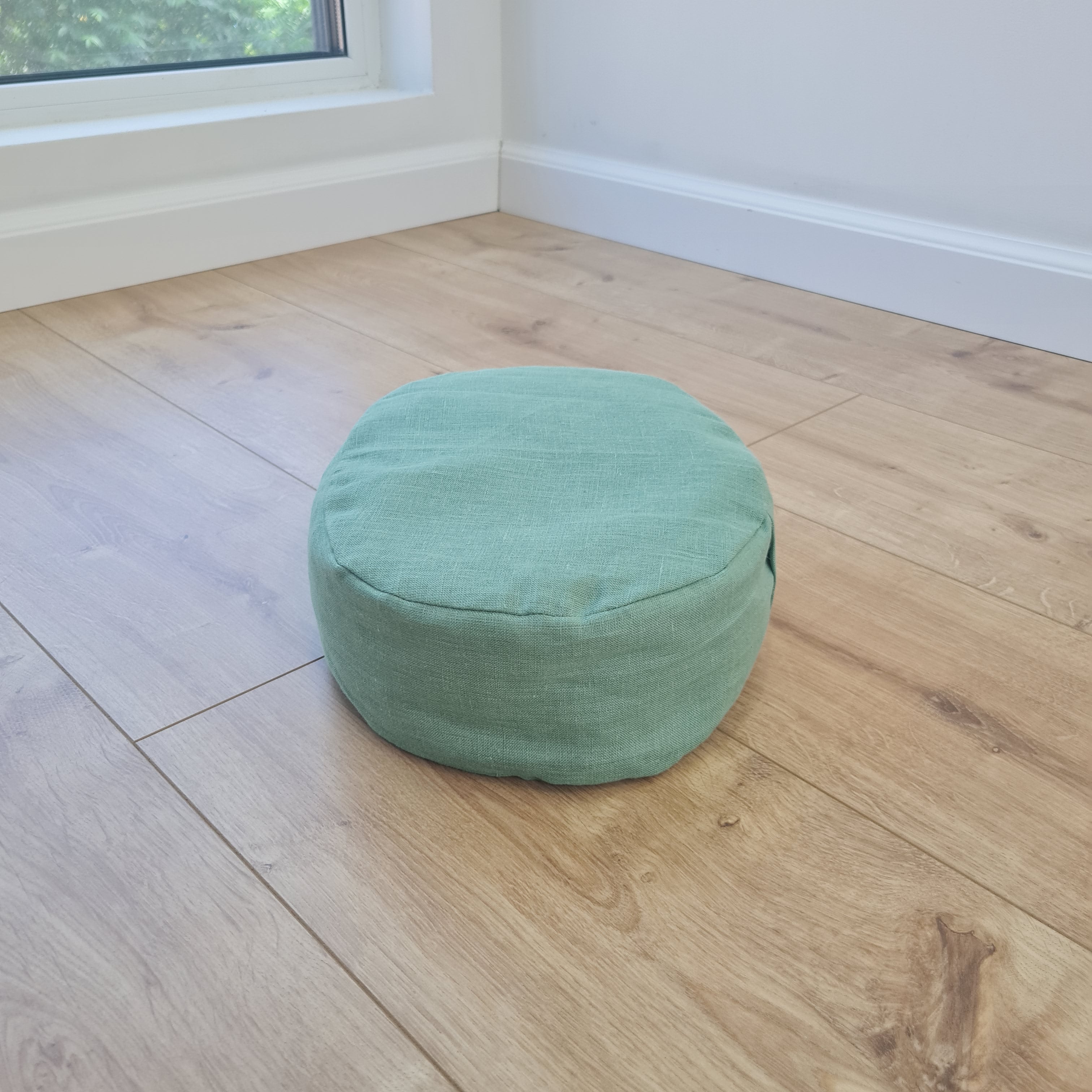 Small articular yoga cushion filled buckwheat hulls Linen Zafu pillow / Oval Linen floor pillow with Buckwheat hulls Meditation