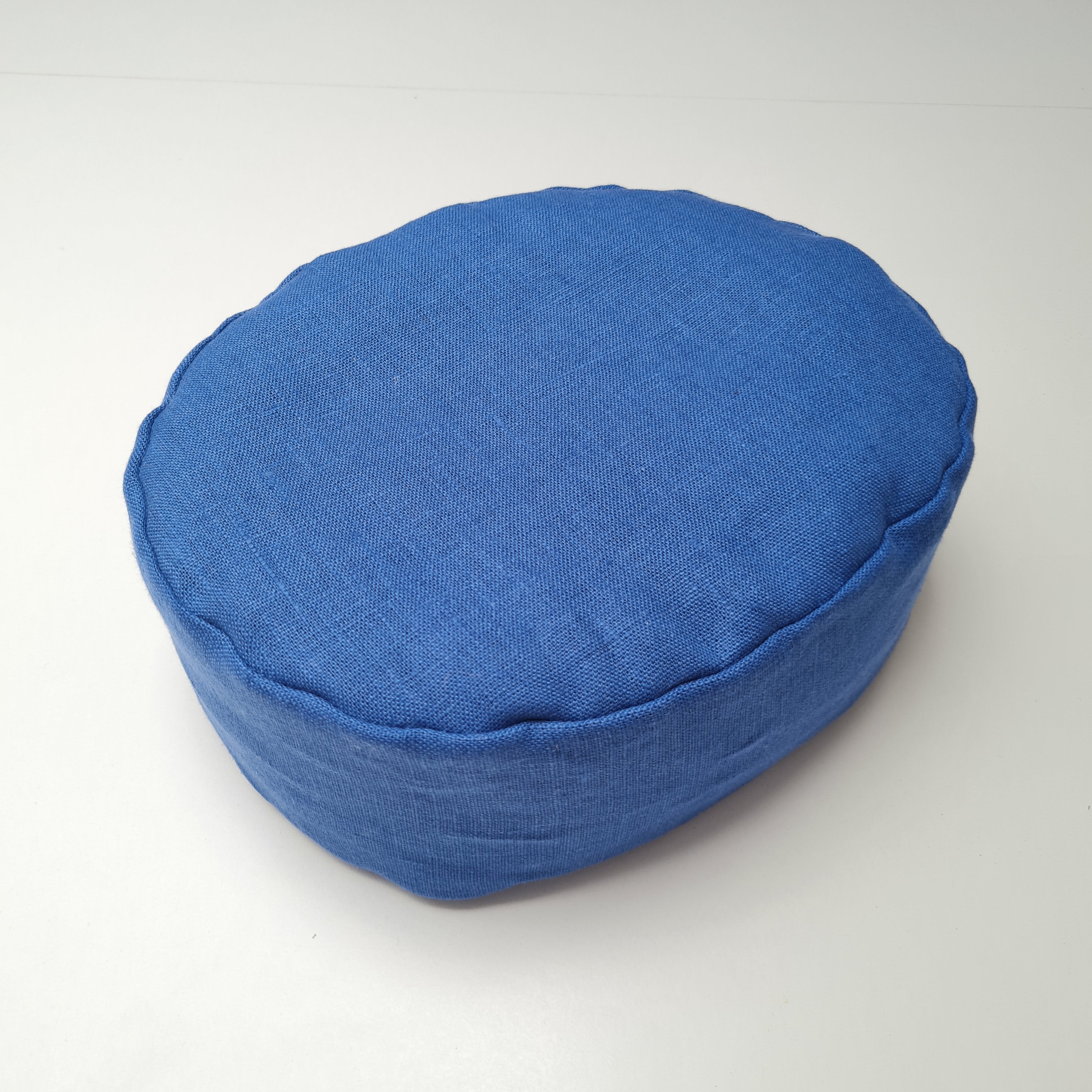 Small articular yoga cushion filled buckwheat hulls Linen Zafu pillow / Oval Linen floor pillow with Buckwheat hulls Meditation