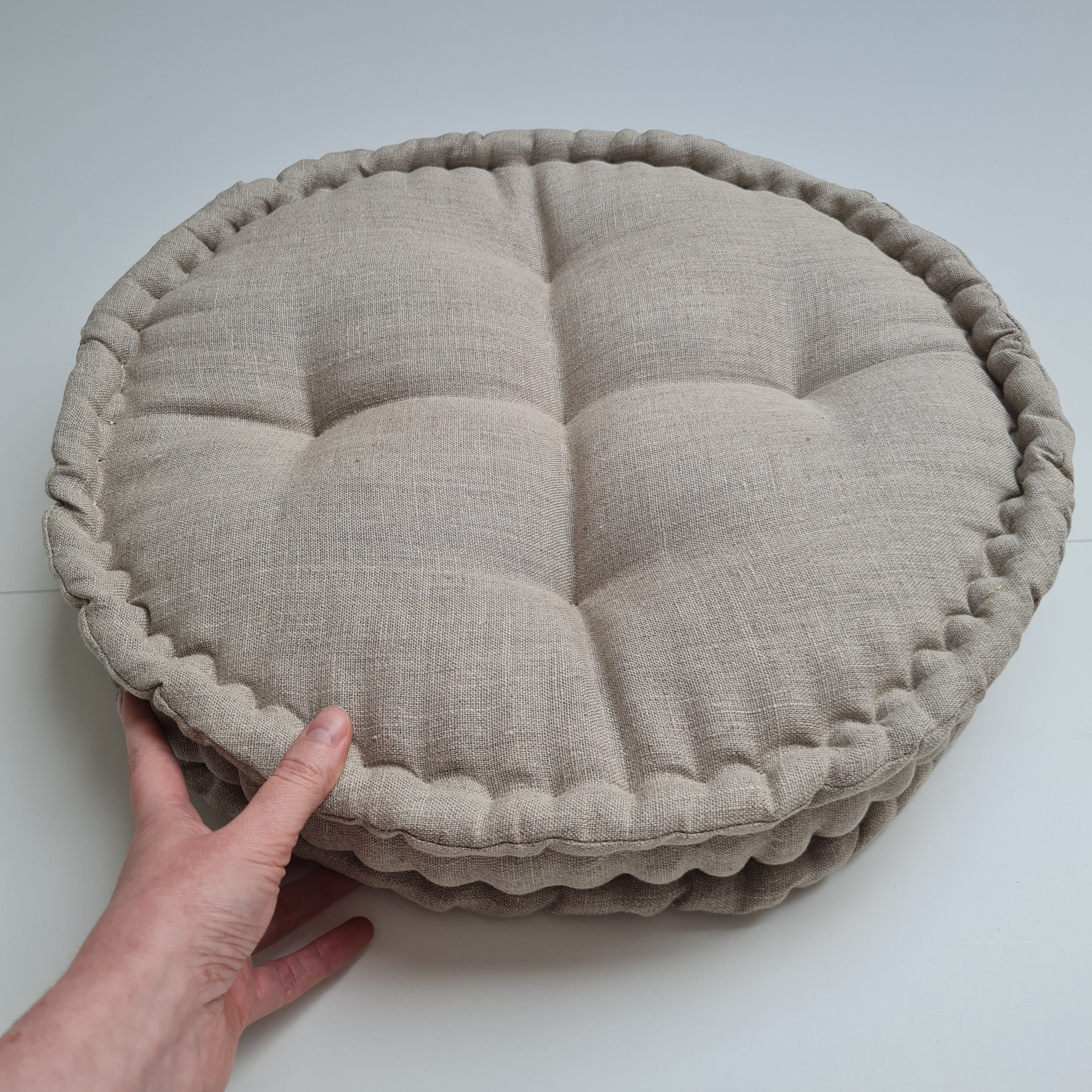 D16.5" (42 cm) Round Hemp Cushion filled Hemp Fiber in natural Linen fabric organic Floor Chair cushion Meditation pillow