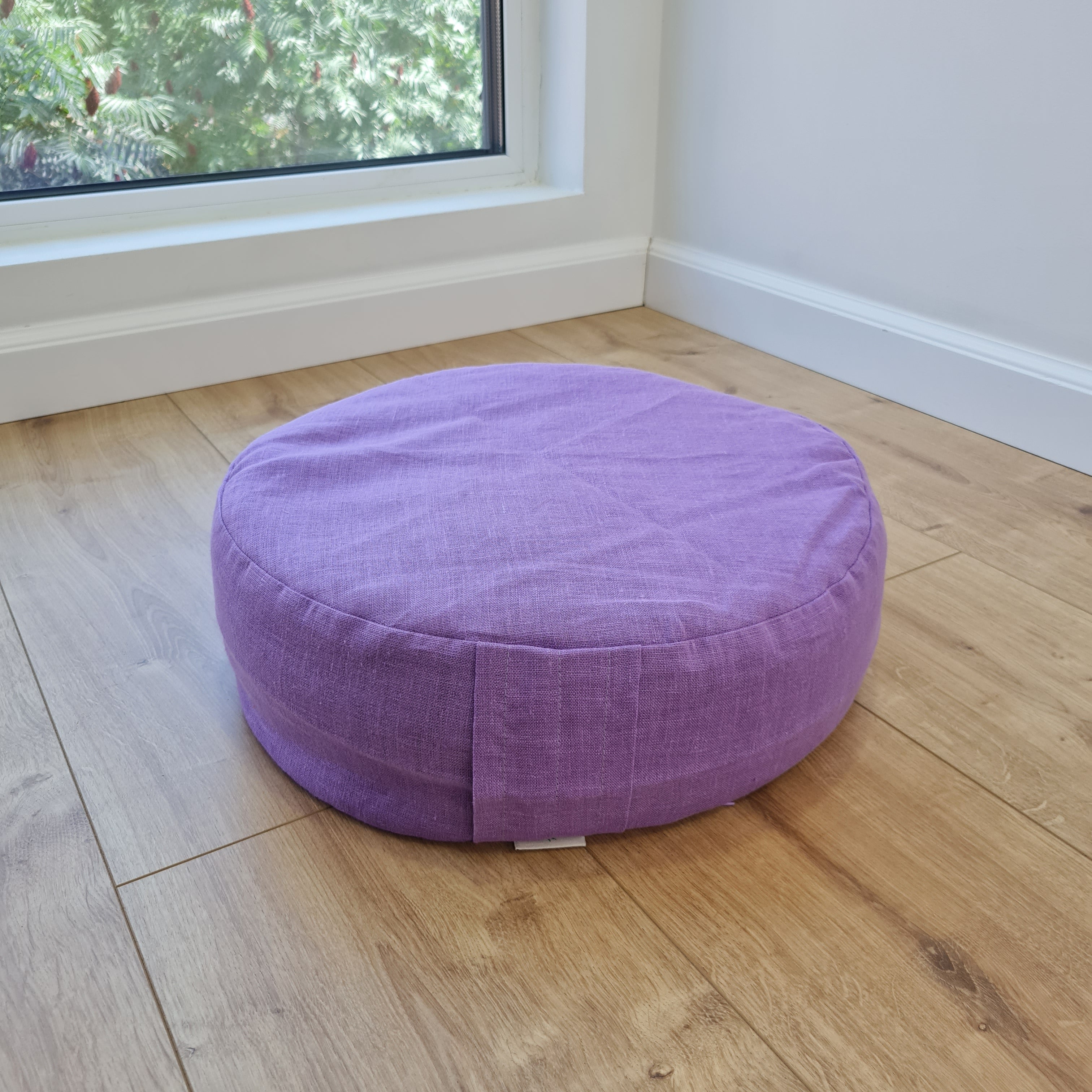 Zafu Linen floor cushion with Buckwheat hulls /Organic Meditation cushion/buckwheat