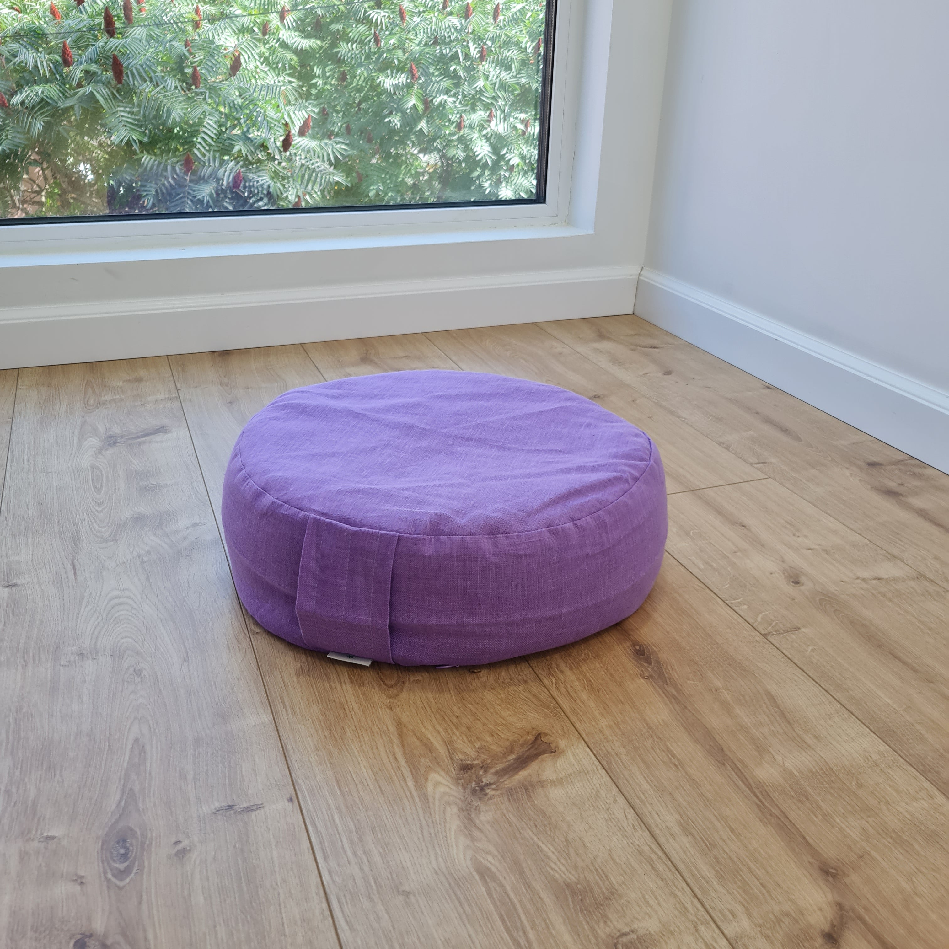 Zafu Linen floor cushion with Buckwheat hulls /Organic Meditation cushion/buckwheat