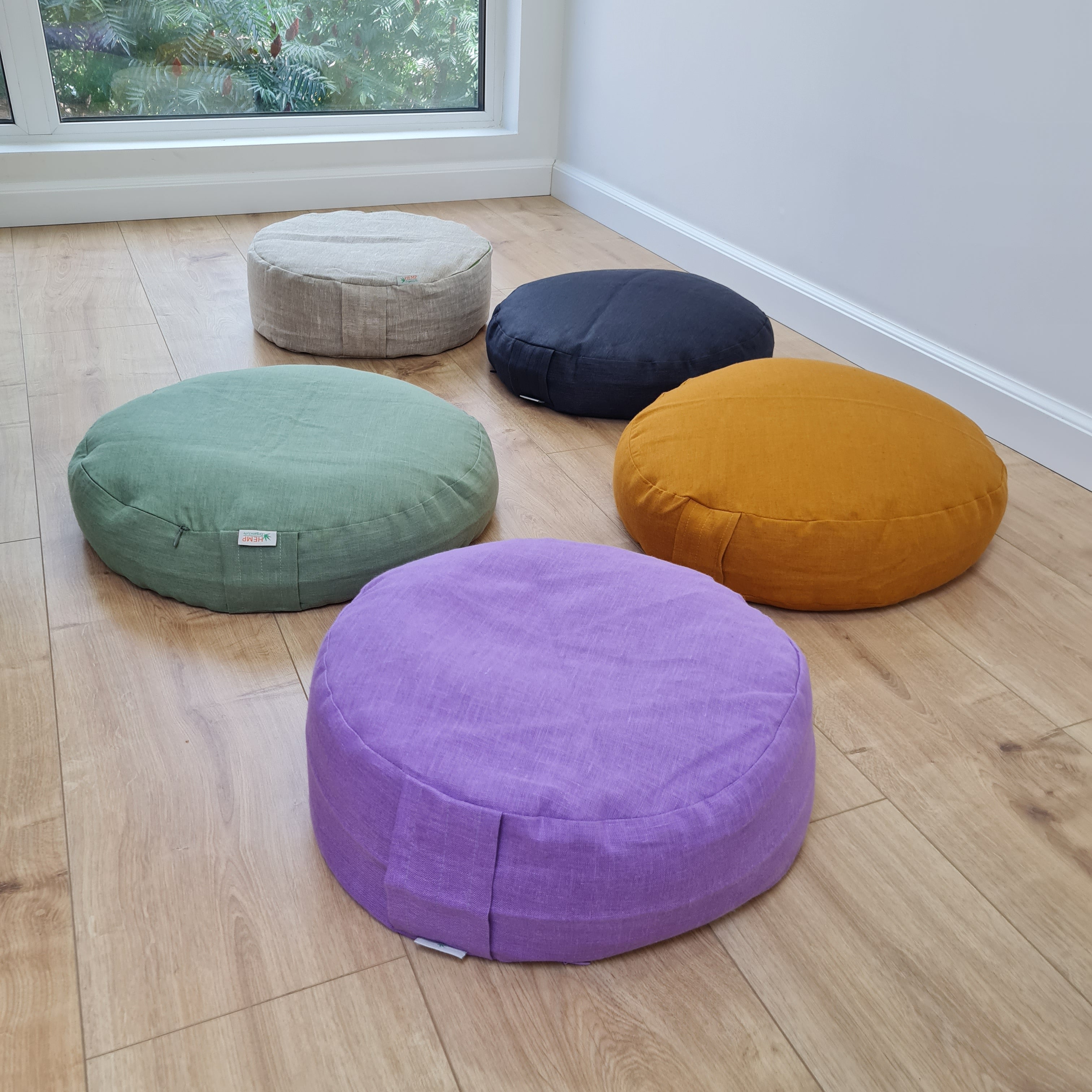 Zafu Linen floor cushion with Buckwheat hulls /Organic Meditation cushion/buckwheat