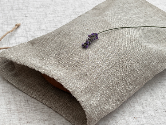 Bread bag in natural non-dyed linen fabric - storage bag / Organic Placemats/ bread serving & storage basket / Organic Tablecloth