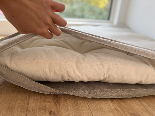 Hemp Reading nook cushion Hemp fiber in non-dyed linen fabric / Floor –  HempOrganicLife