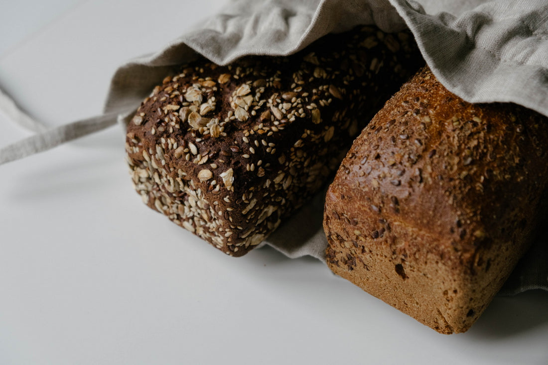 Unique Hemp Linen Bread bag in natural non-dyed hemp fabric inside linen fabric outside - storage bag / bread serving & storage basket