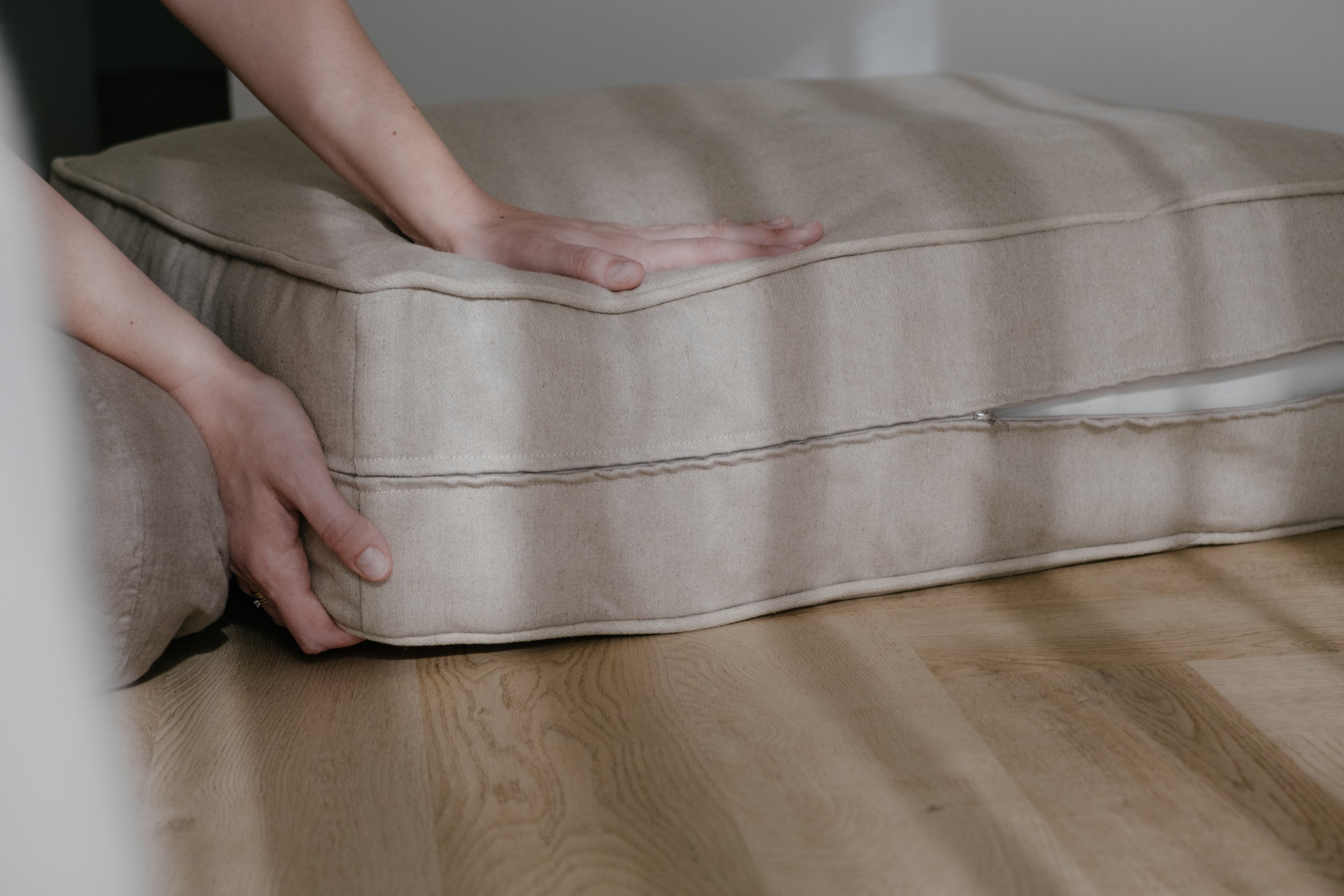 Natural Hemp Fiber Dog Bed with RemovableLinen Cover - Pet Pouf for Large & Small Dogs Thick Breathable Mat Pad Pet Cushion