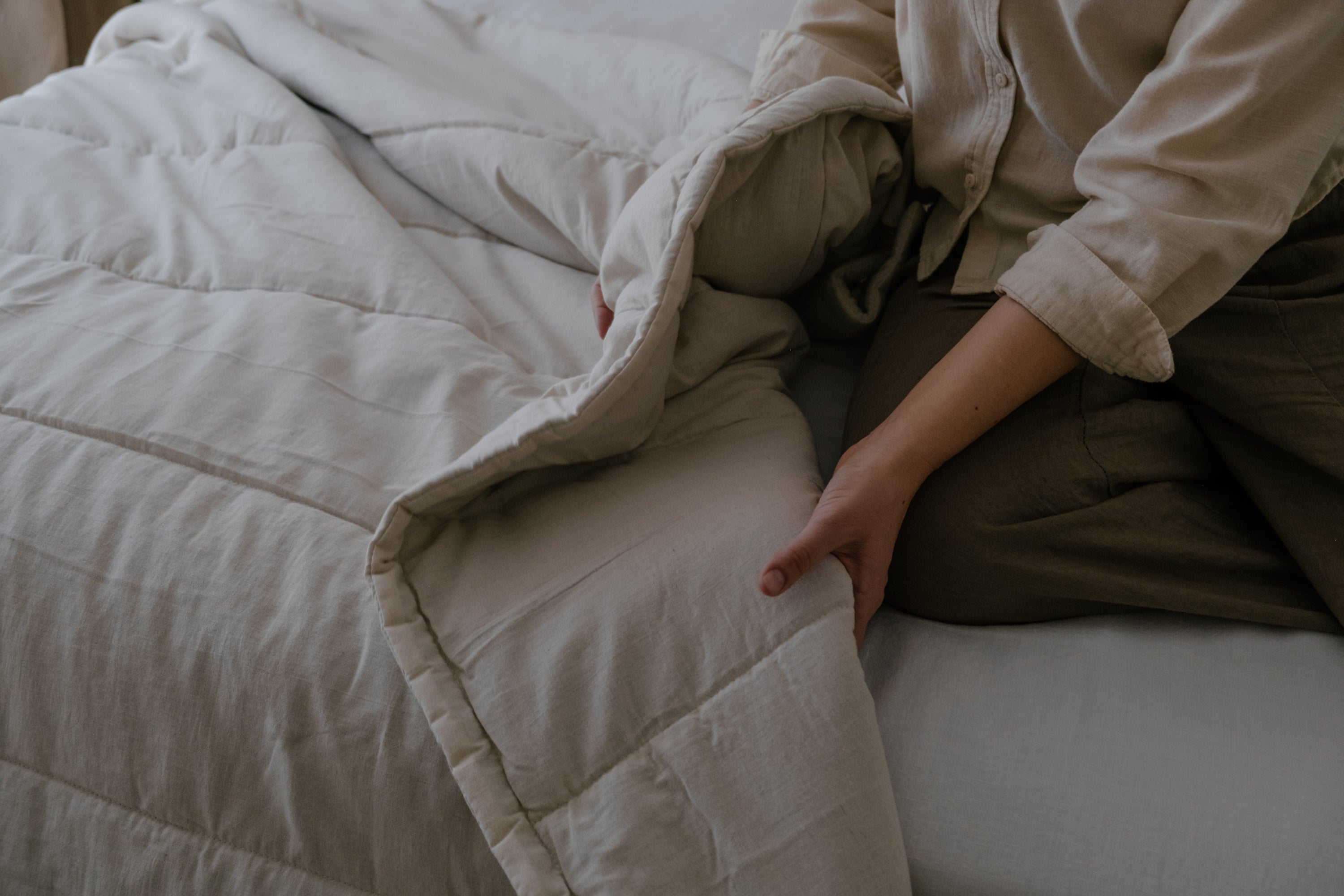 Hemp Linen Blanket – Hemp Fiber filled Comforter in Natural non-dyed Soft Washed Linen Cotton fabric, Breathable Natural Bedding